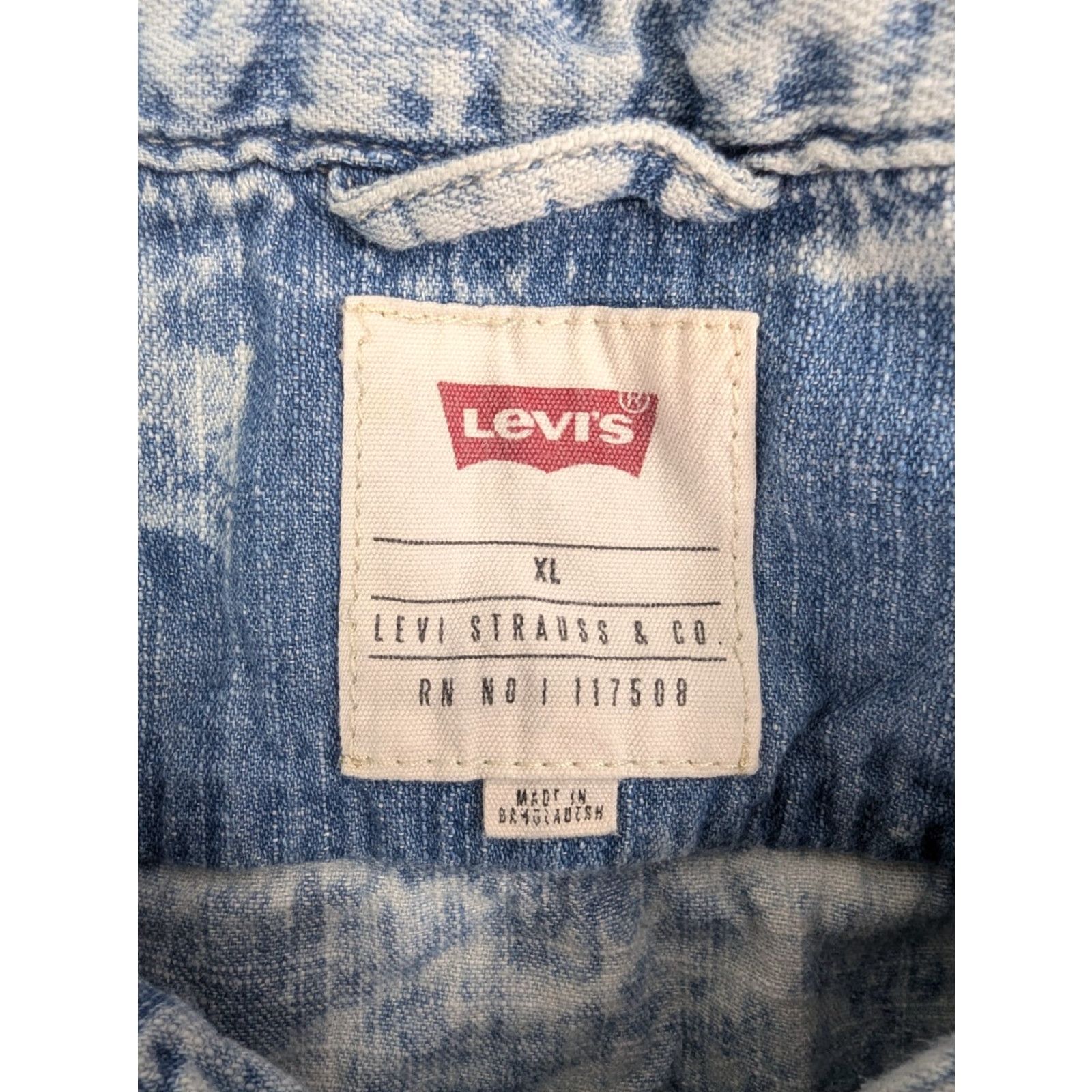Levi's Levis Button-Up Denim Shirt Mens XL Blue Short Sleeve Stonewashed Bleached Cotton Casual Travel Size US XL / EU 56 / 4 - 6 Thumbnail
