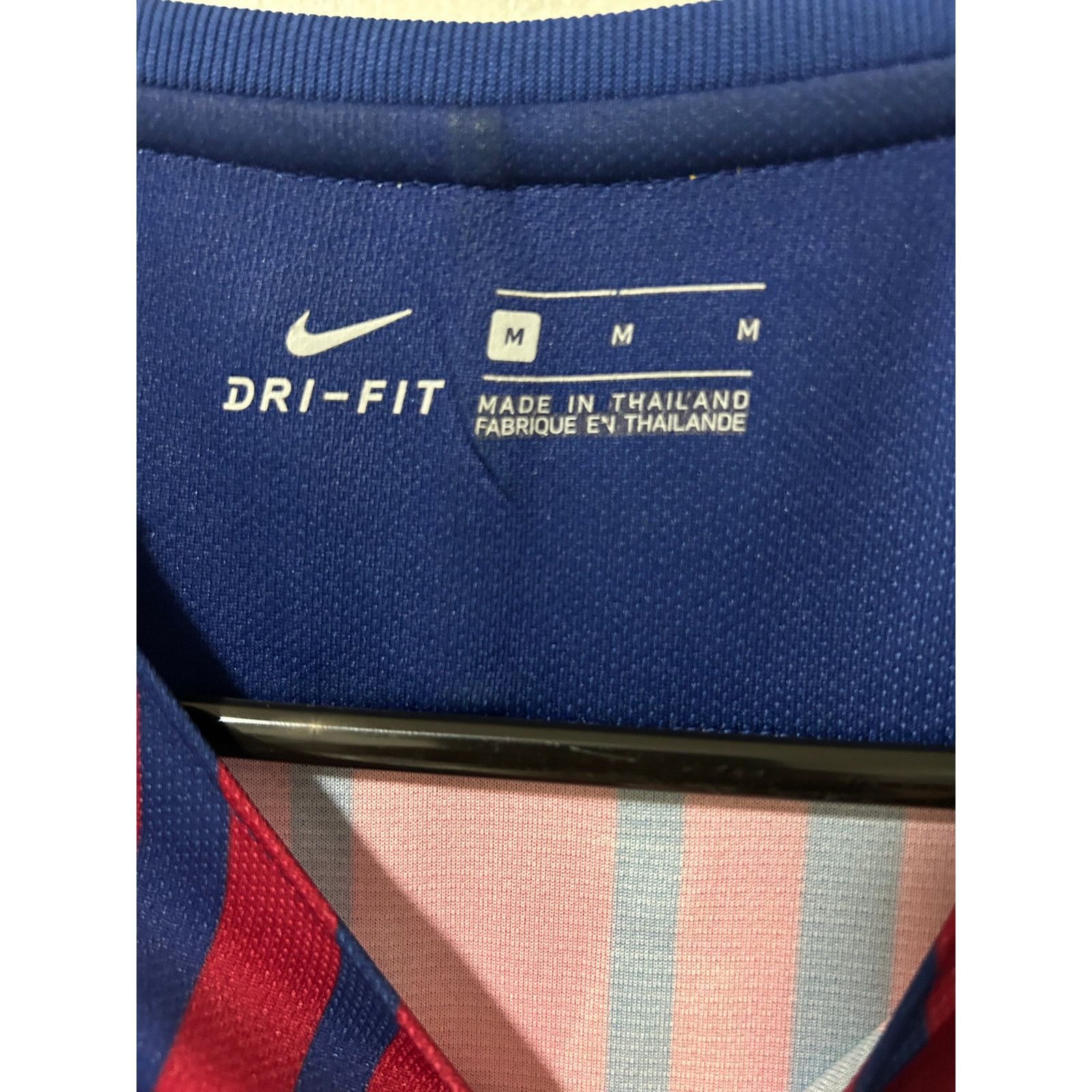 Nike FC Barcelona Home 2018/19 Suárez #9 Size US M / EU 48-50 / 2 - 5 Thumbnail