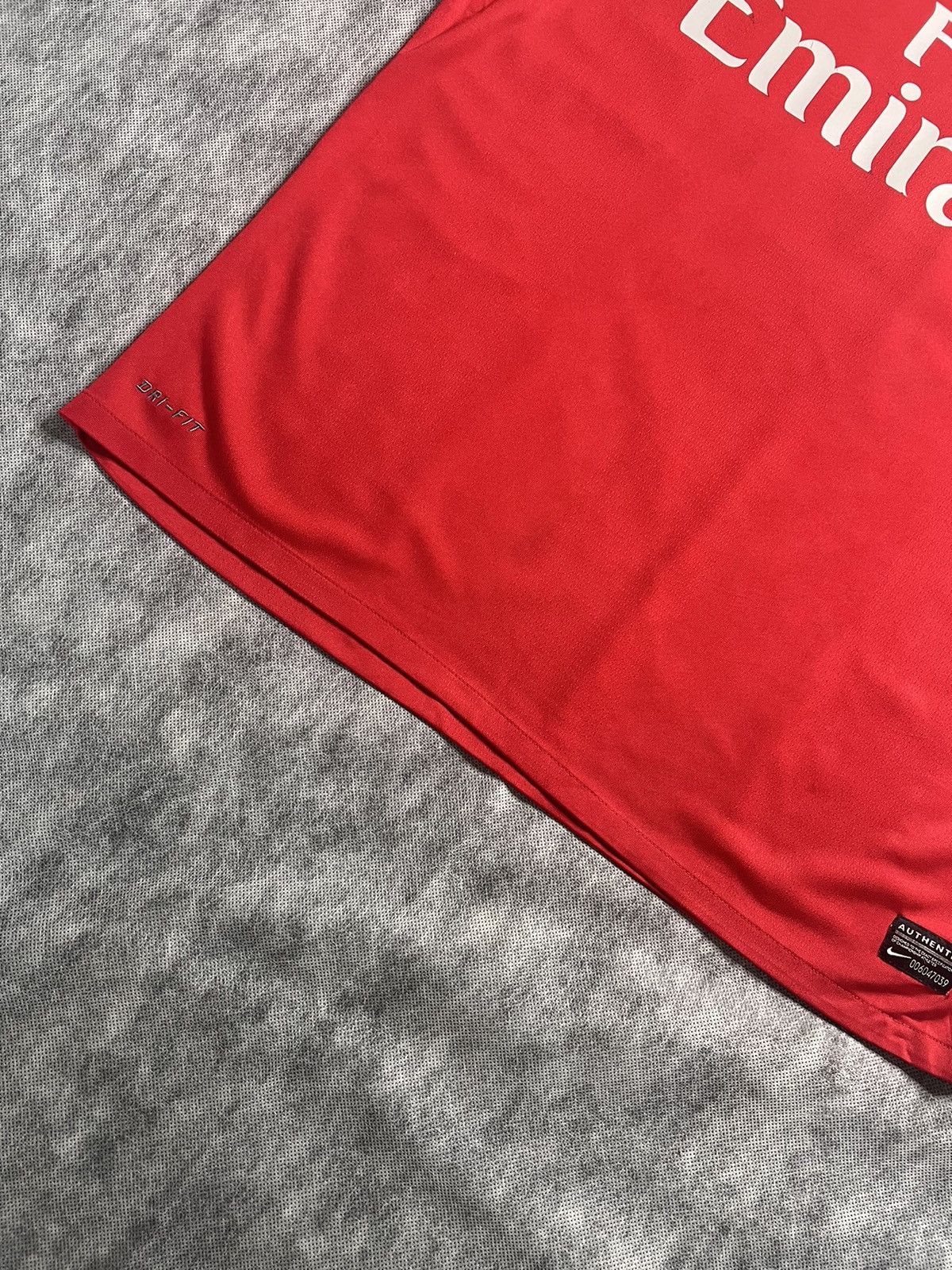 Nike Nike Arsenal London Home Football Soccer Jersey Size US L / EU 52-54 / 3 - 7 Thumbnail
