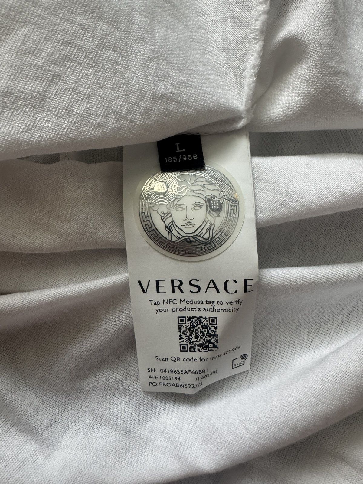 Versace White Versace Logo Tee Size US L / EU 52-54 / 3 - 4 Thumbnail