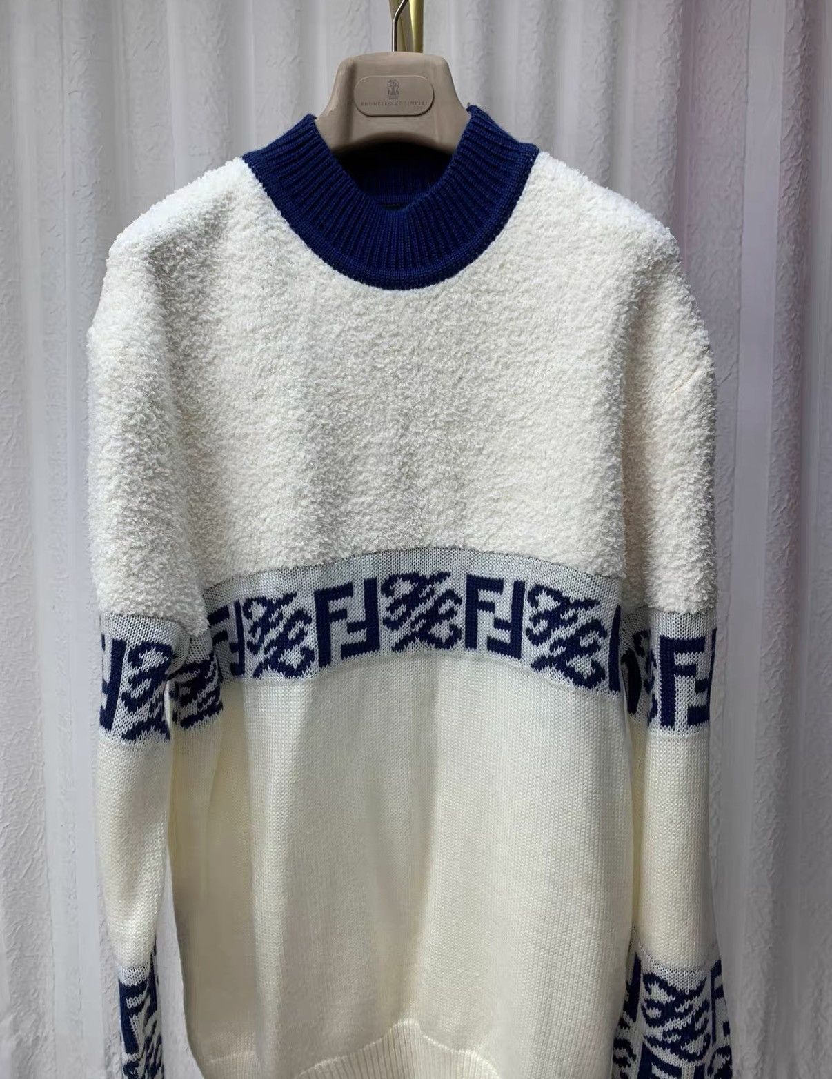 Fendi FENDI White Turtleneck Sweater Size US M / EU 48-50 / 2 - 2 Thumbnail