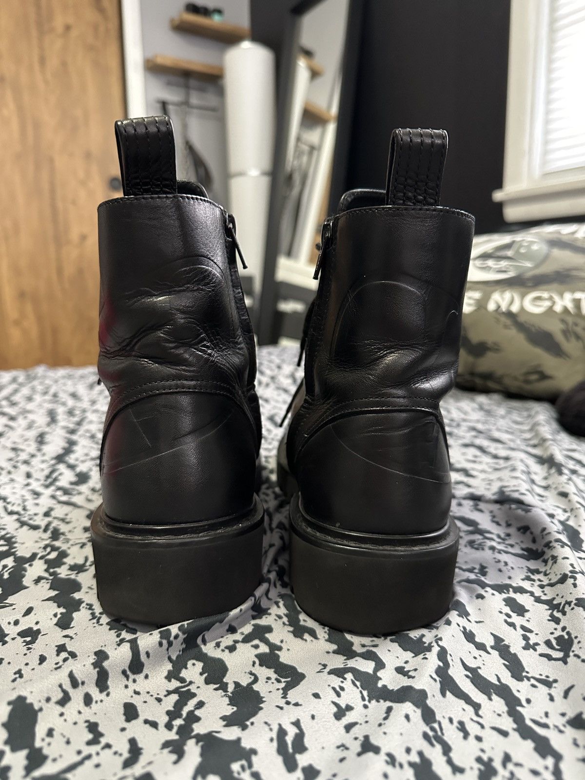 Valentino Valentino Garavani Men Combat Leather Boot Size US 8 / EU 41 - 5 Thumbnail