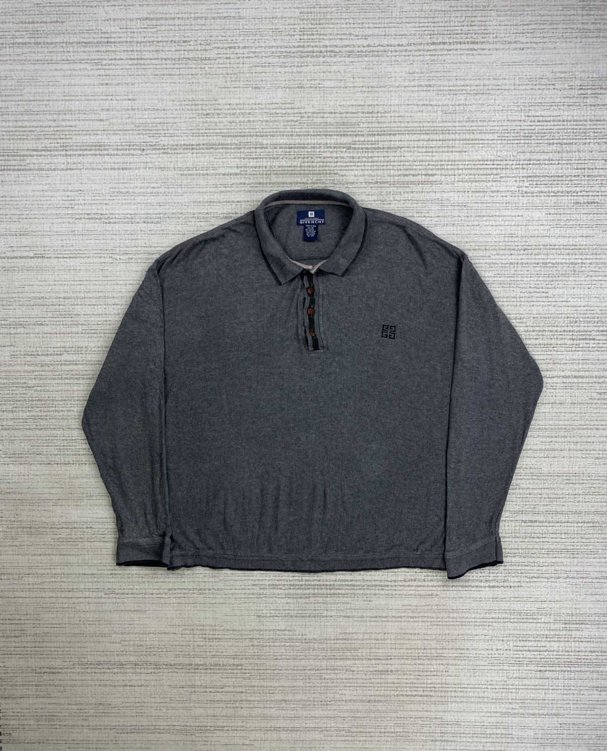 Givenchy × Vintage Vtg 90s Givenchy Activewear Baggy Longsleeve Buttom Ups Size US M / EU 48-50 / 2 - 1 Thumbnail