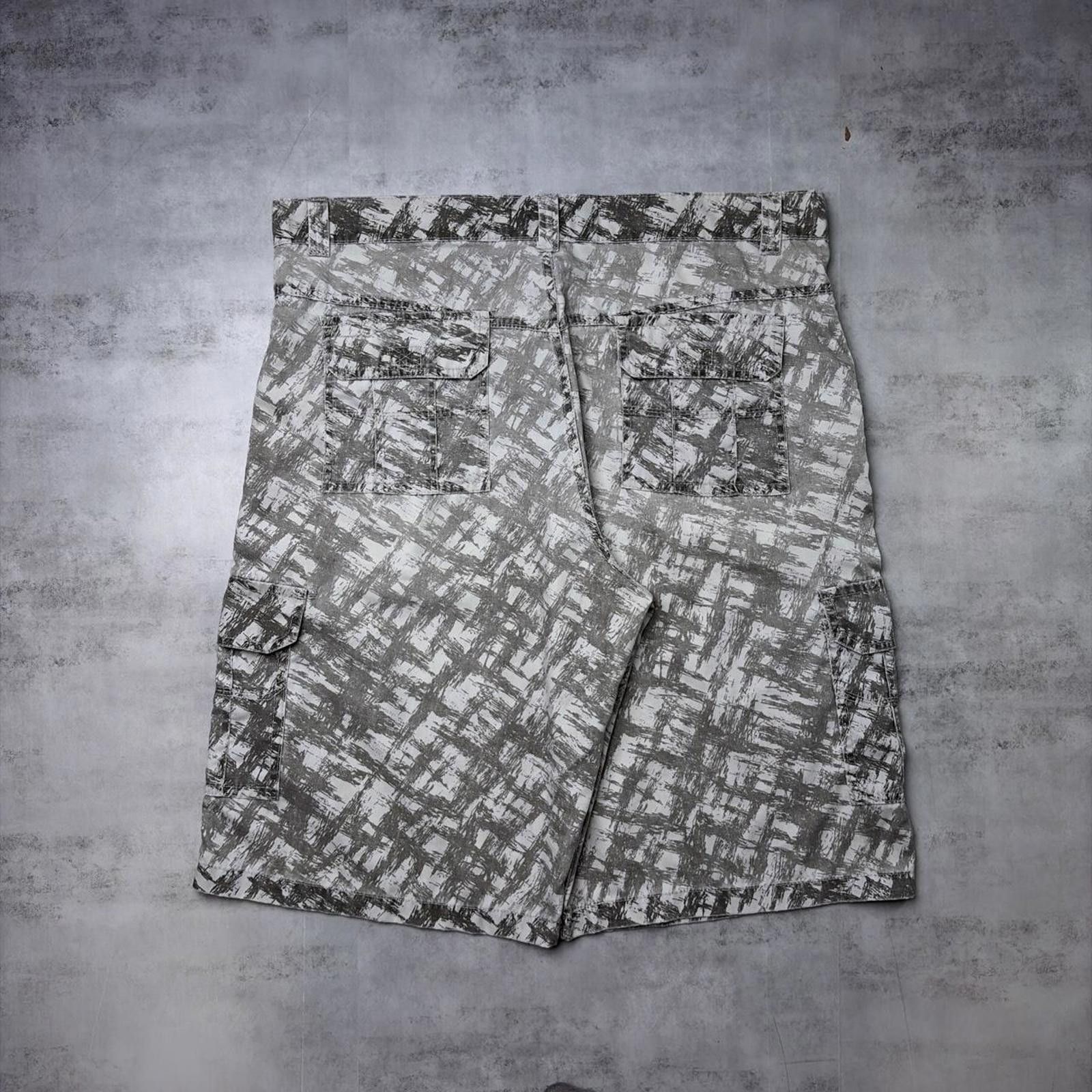 Other Y2K Grey Usted By Me Grunge Cami Skater Cargo Shorts Size US 38 / EU 54 - 2 Thumbnail