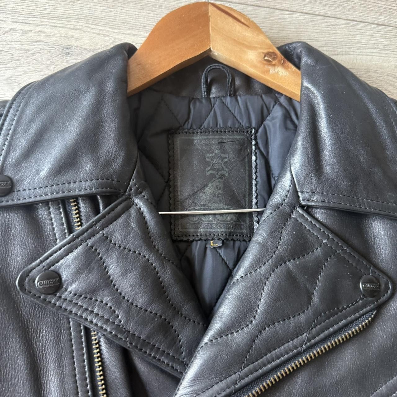 Vintage Vintage Biker Jacket Black Real Leather Size US L / EU 52-54 / 3 - 6 Thumbnail
