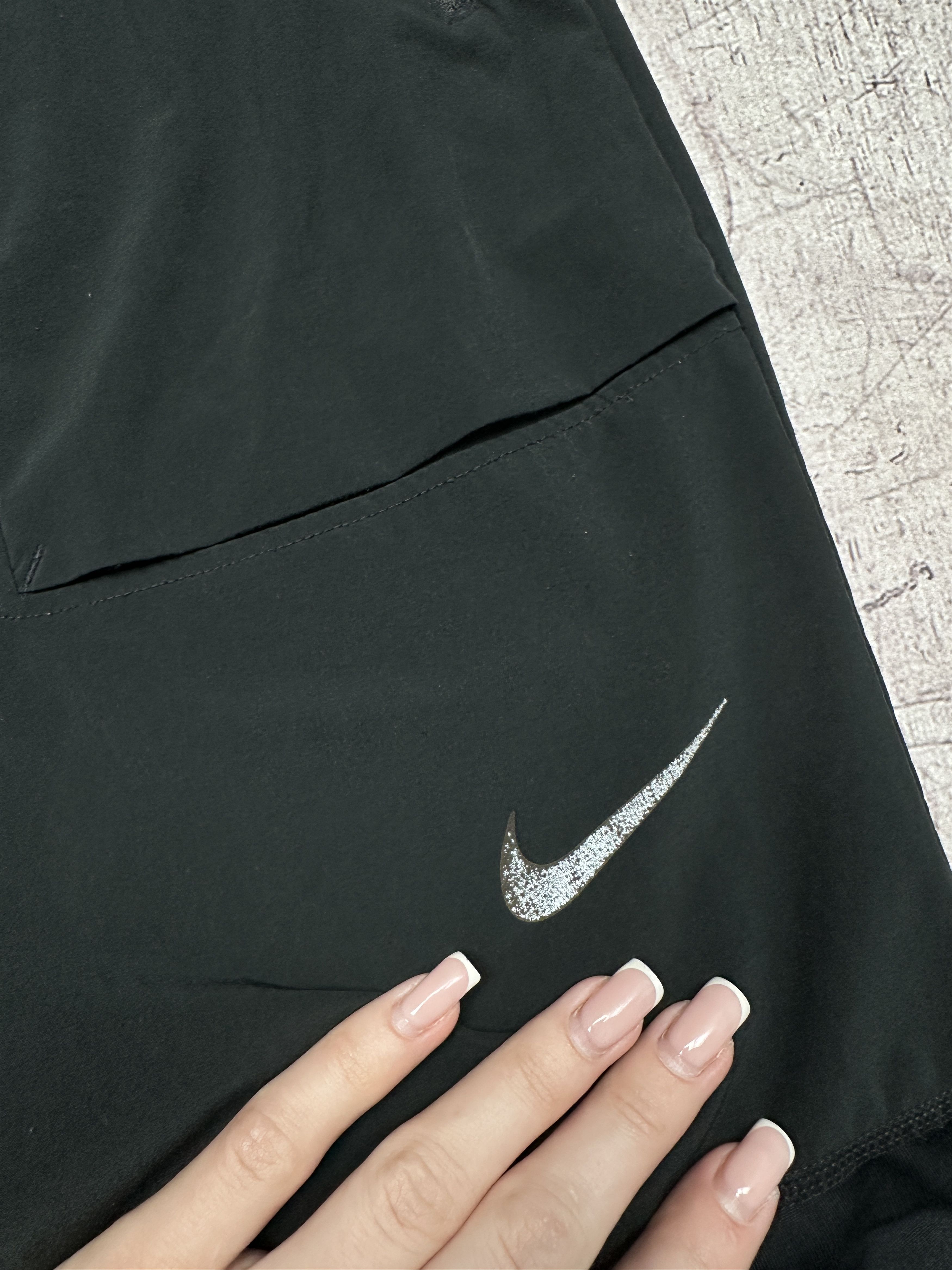 Nike Nike Dri Fit Mens Nylon Track Pants Running Size US 32 / EU 48 - 3 Thumbnail