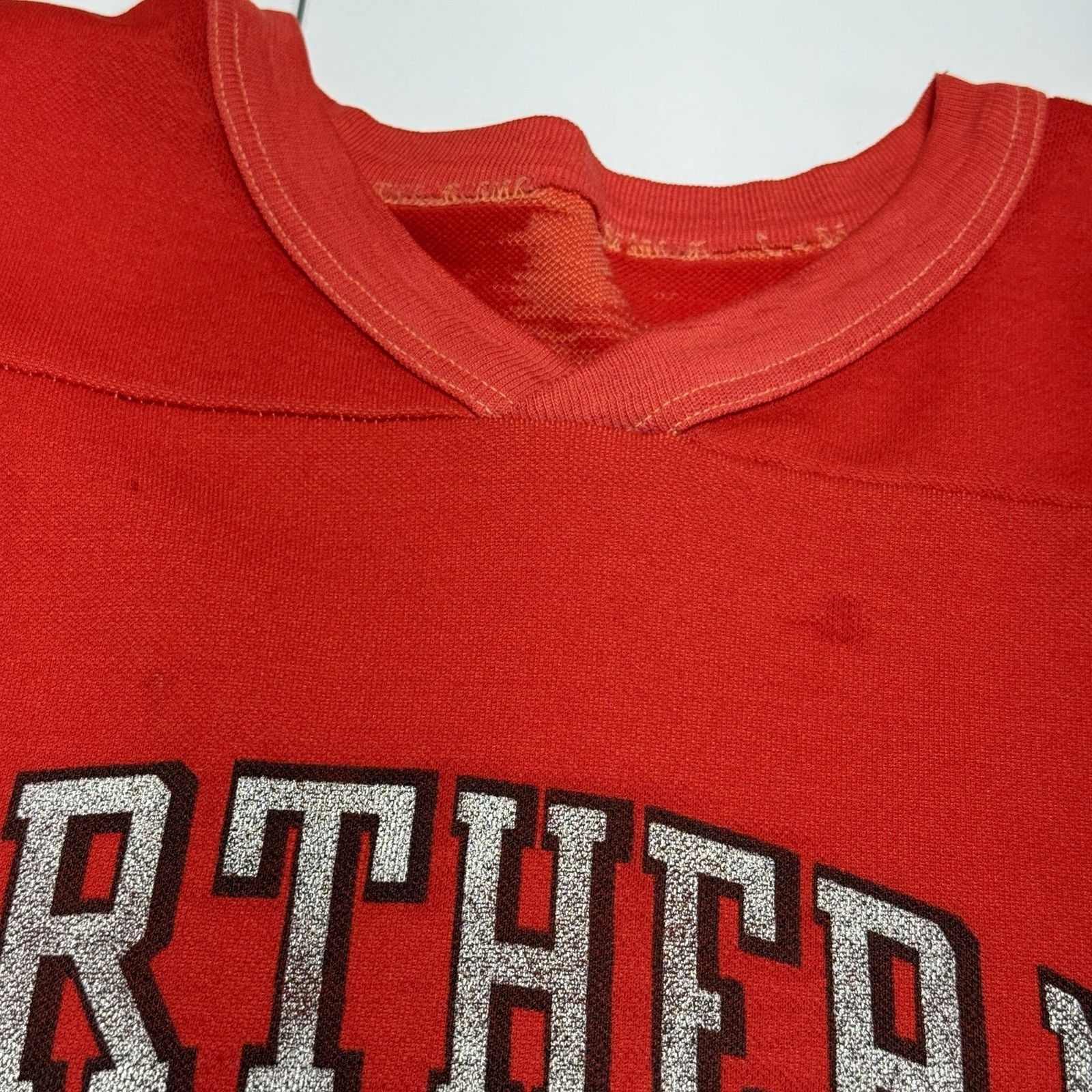 Vintage Vintage 80s Northern Illinois T Shirt Mens Small Red 3/4 Sle Size US S / EU 44-46 / 1 - 5 Thumbnail