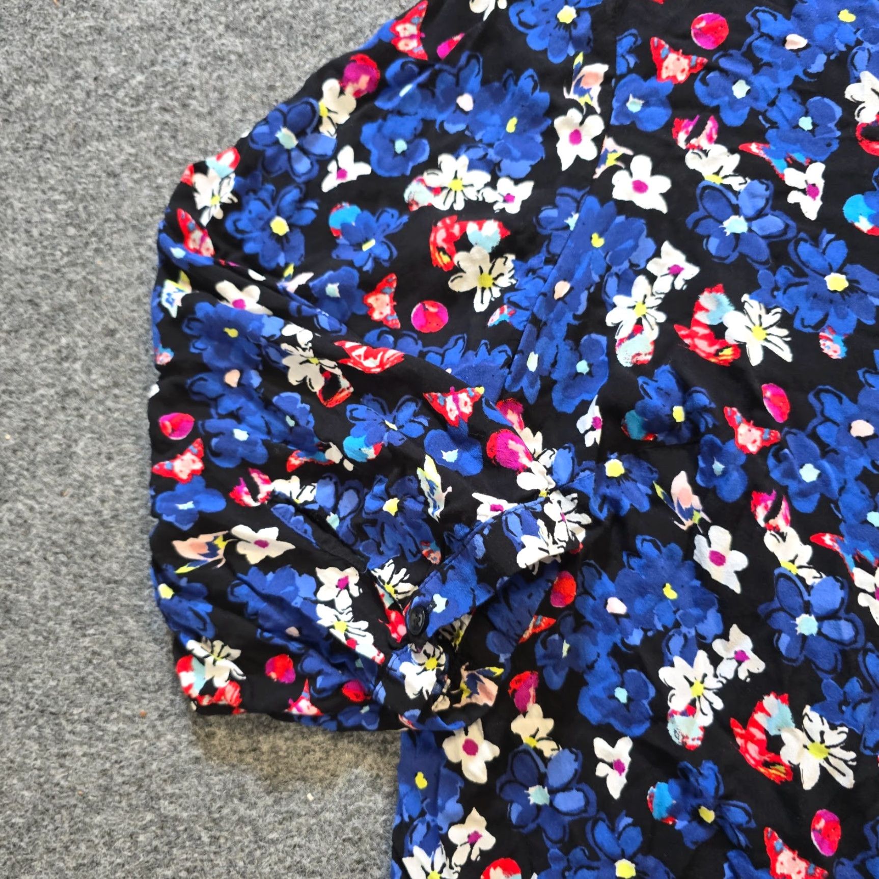 Talbots Talbots Blouse Womens 2X Blue Floral Popover Lightweight 3/4 Sleeve Casual Career Dressy All Seasons Womens Size XXL / US 16-18 / IT 52-54 - 4 Thumbnail