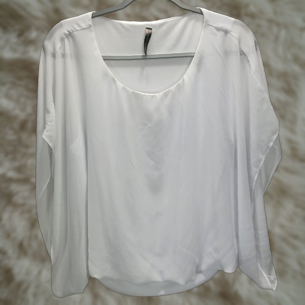 Vintage Last Tango White Sheer Chiffon Bat Wing Blouse Shirt Womens Size S Size S / US 4 / IT 40 - 1 Thumbnail