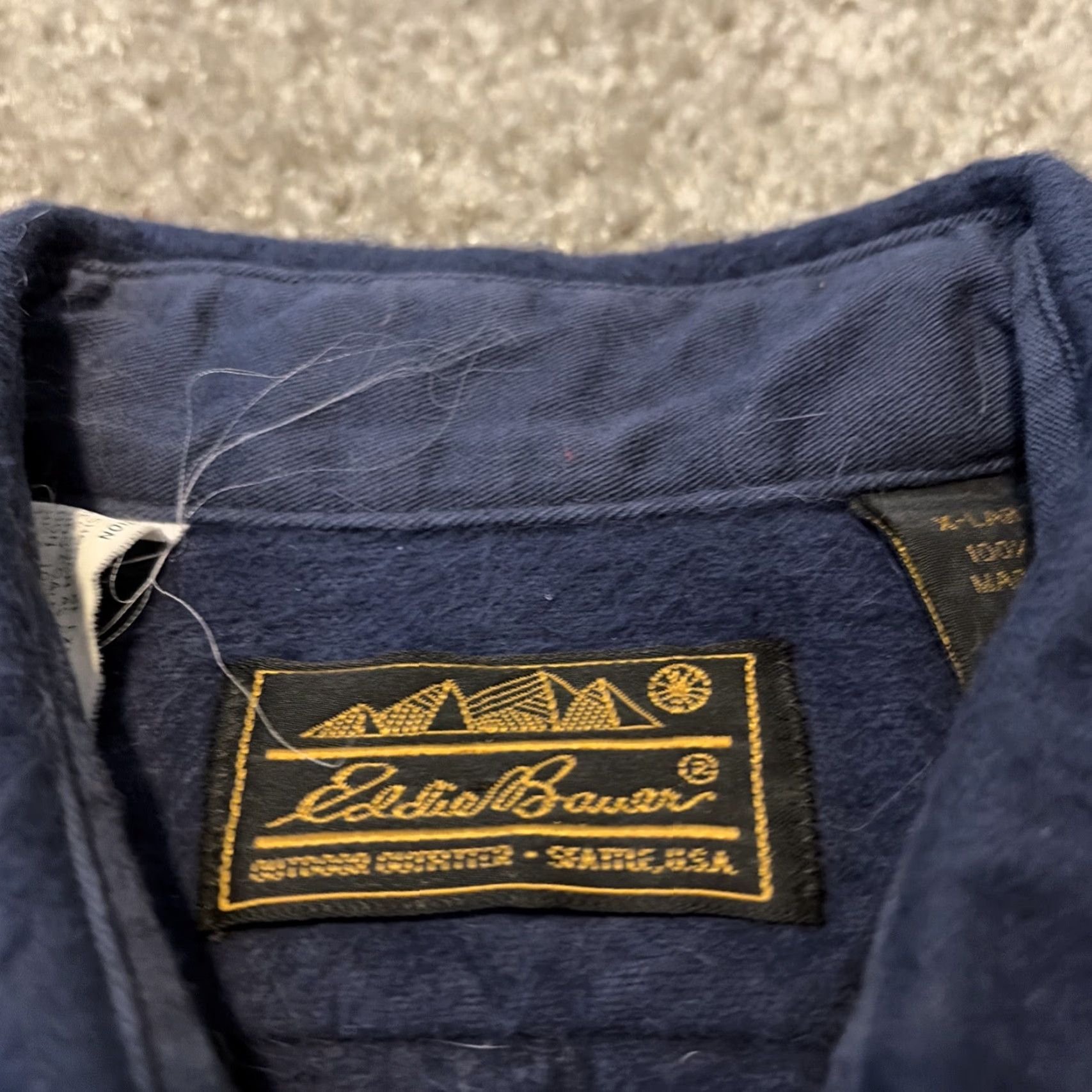 Eddie Bauer VINTAGE Eddie Bauer Cotton Soft Knit Button Down Long Sleeve XL Tall Blues Shirt Mens Size US XL / EU 56 / 4 - 5 Thumbnail