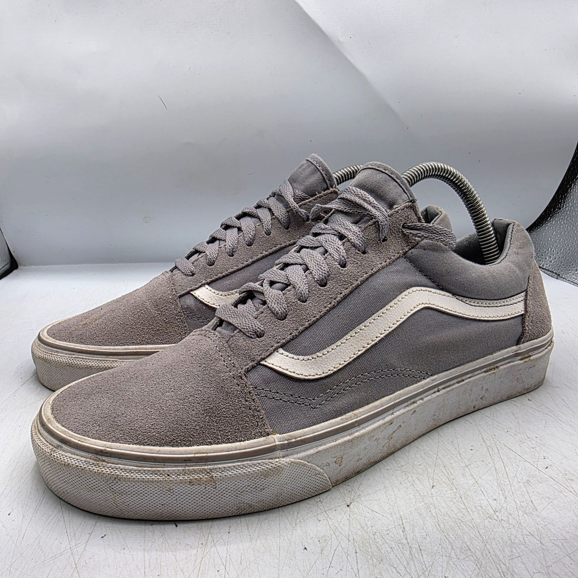 Vans Vans Old Skool Mens Size 10 Gray White Sneaker Shoes Skate C Size US 10 / EU 43 - 4 Thumbnail