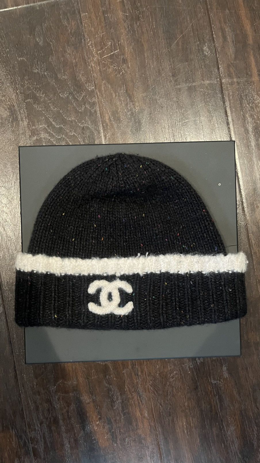 Chanel Chanel Multicolor CC Logo Beanie Size ONE SIZE - 1 Thumbnail