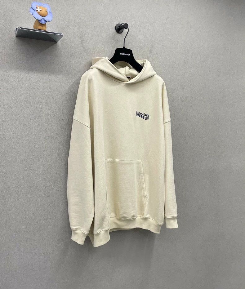 Balenciaga Balenciaga Beige Coke Sweatshirt Size US XS / EU 42 / 0 - 3 Thumbnail