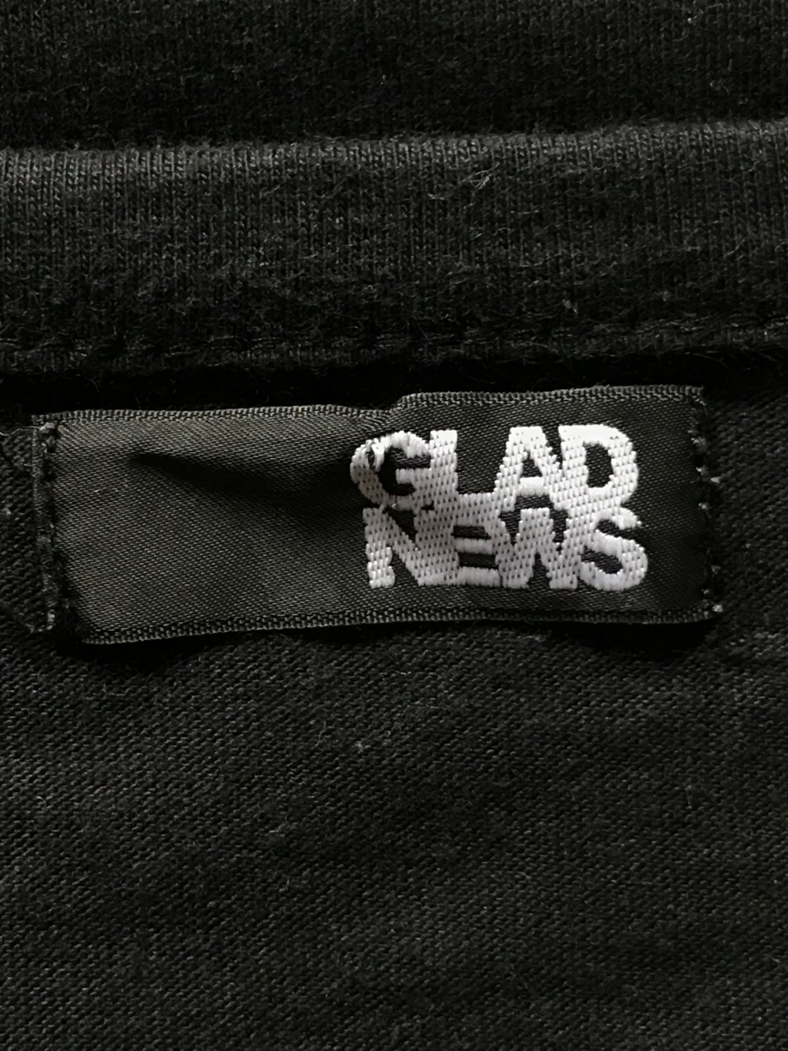 20471120 Glad News “SURPRISE” Skull Long Sleeve T-Shirt Size US XS / EU 42 / 0 - 6 Thumbnail