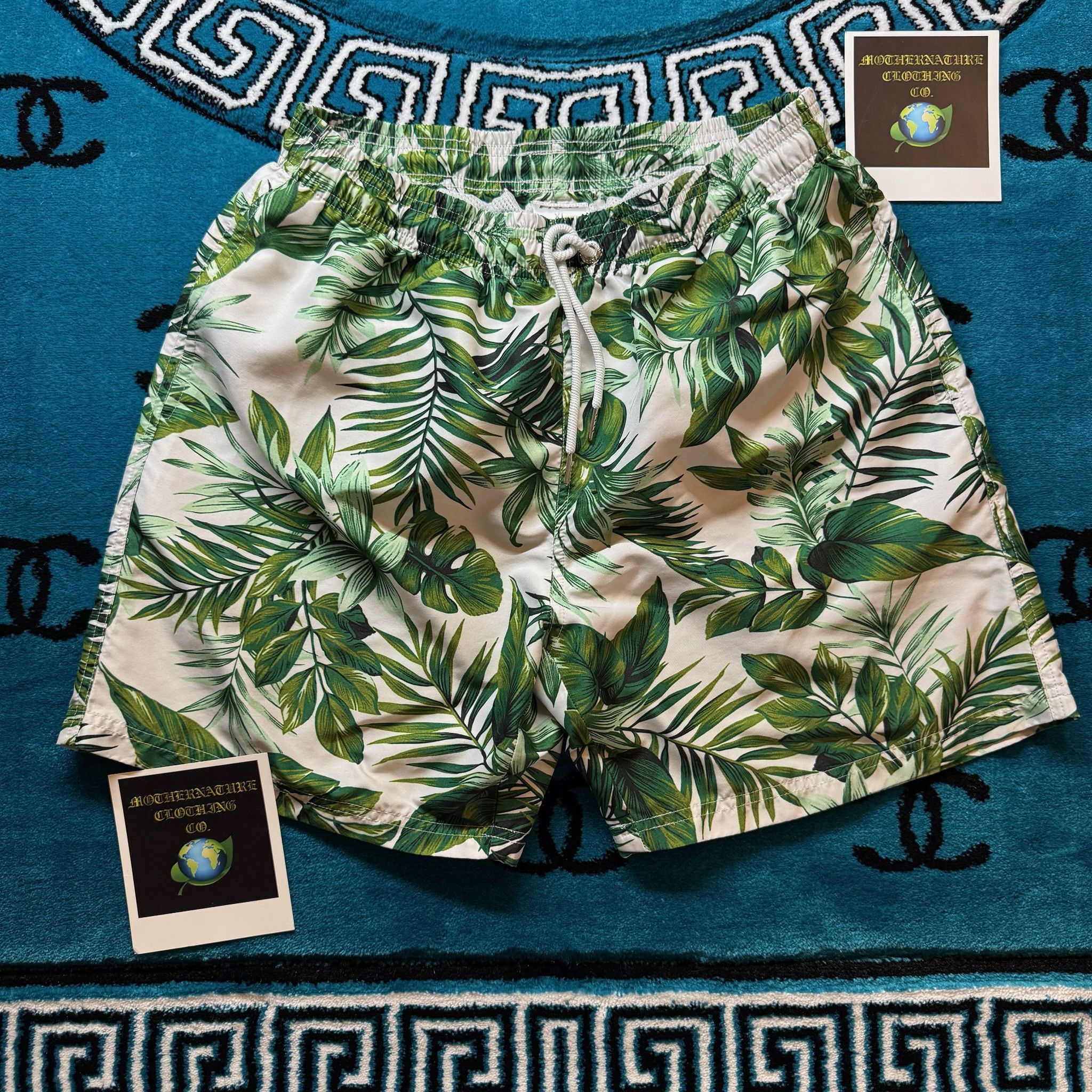 FLORA X FAUNA JUNGLE MOTIF SHORTS