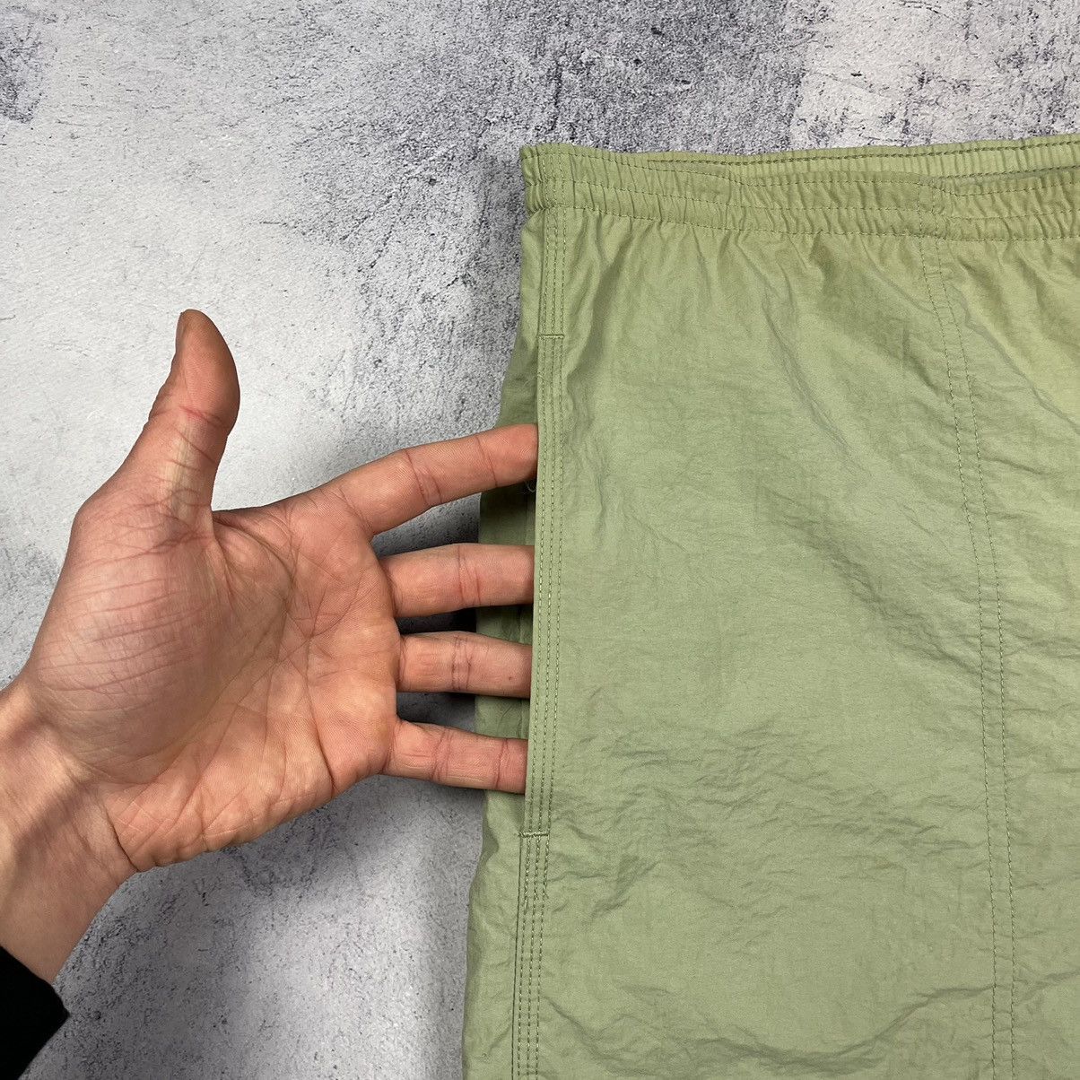 Nike Vintage Nike y2k swoosh nylon shorts 90’s Size US 34 / EU 50 - 4 Thumbnail