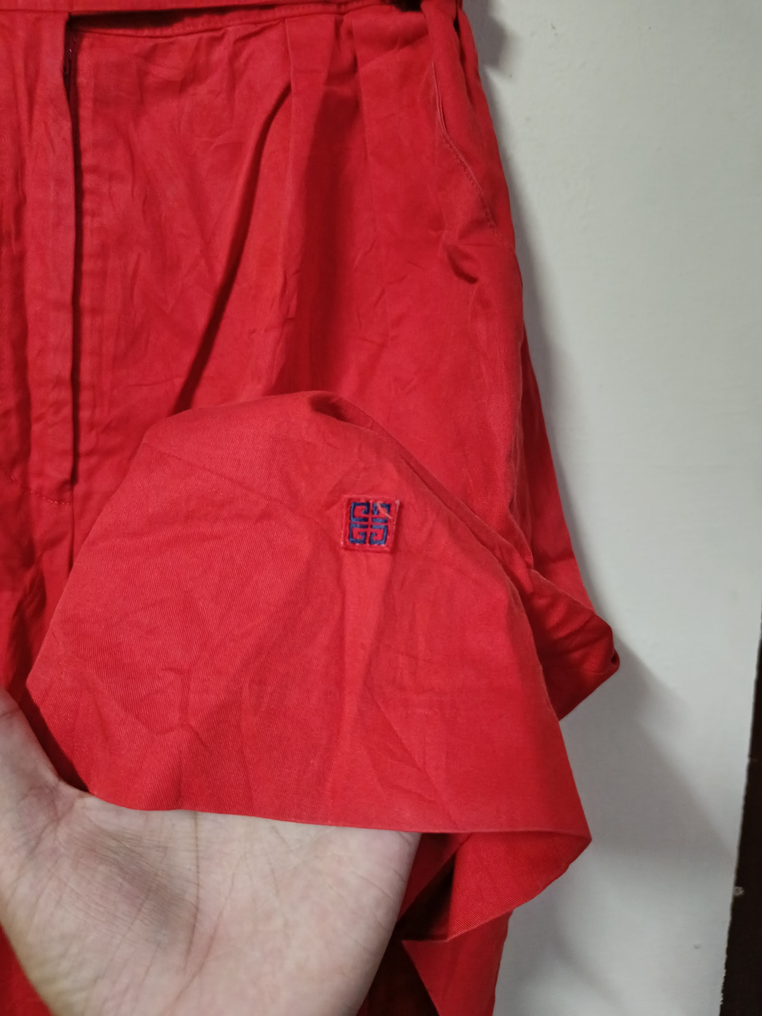 Givenchy Givency play vintage red shorts Size 25" / US 0 / IT 36 - 2 Thumbnail