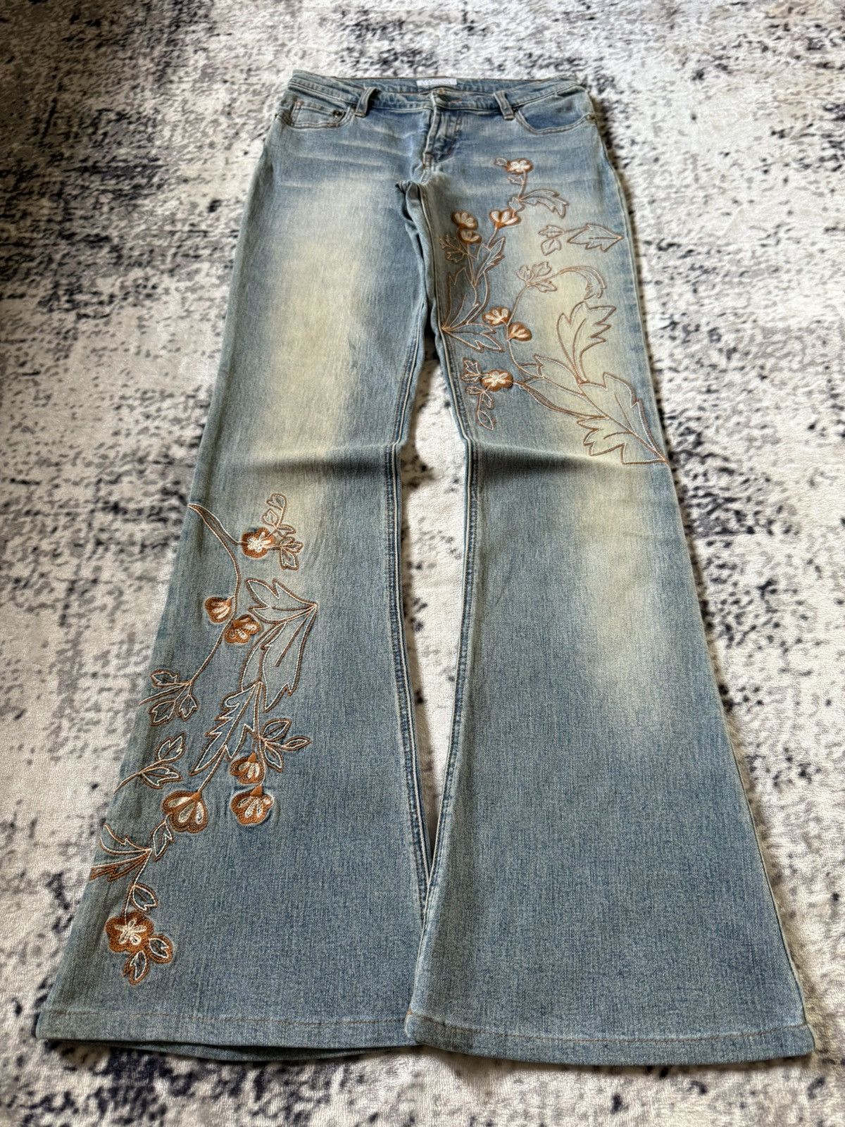 Japanese Brand Tornado Mart Embroidery Tribal Style Flare Japanese Denim Size 27" / US 4 / IT 40 - 1 Thumbnail
