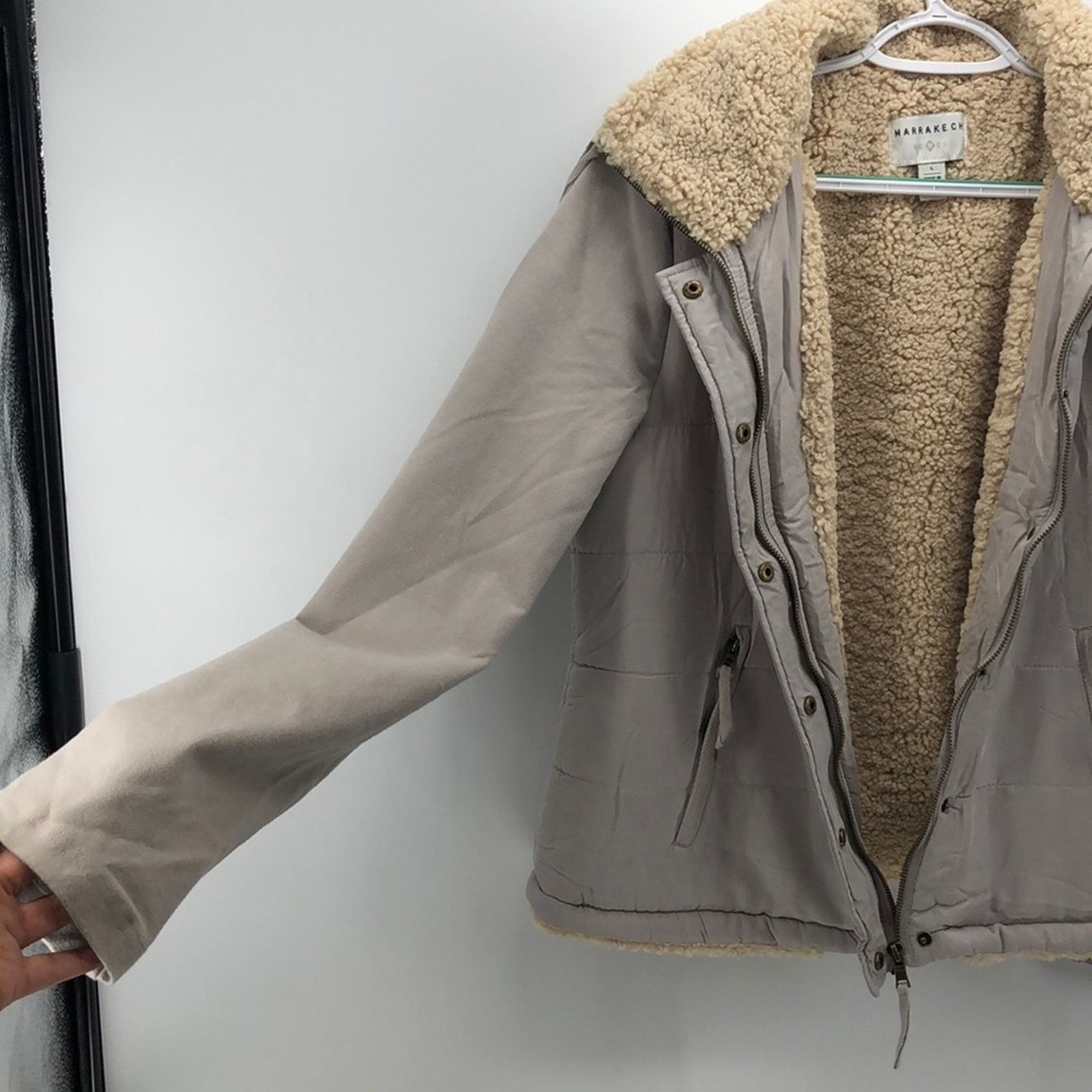 Anthropologie Anthropologie MARRAKECH Tia quilted Sherpa jacket sz L Size L / US 10 / IT 46 - 7 Thumbnail