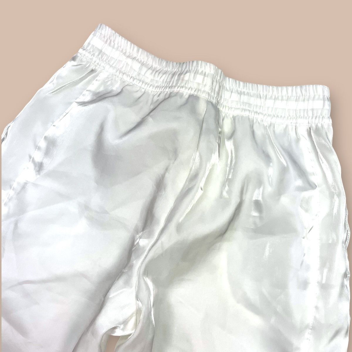 Nike NIKE WMNS SHEEN AIR PANTS Size US 26 / EU 42 - 9 Thumbnail