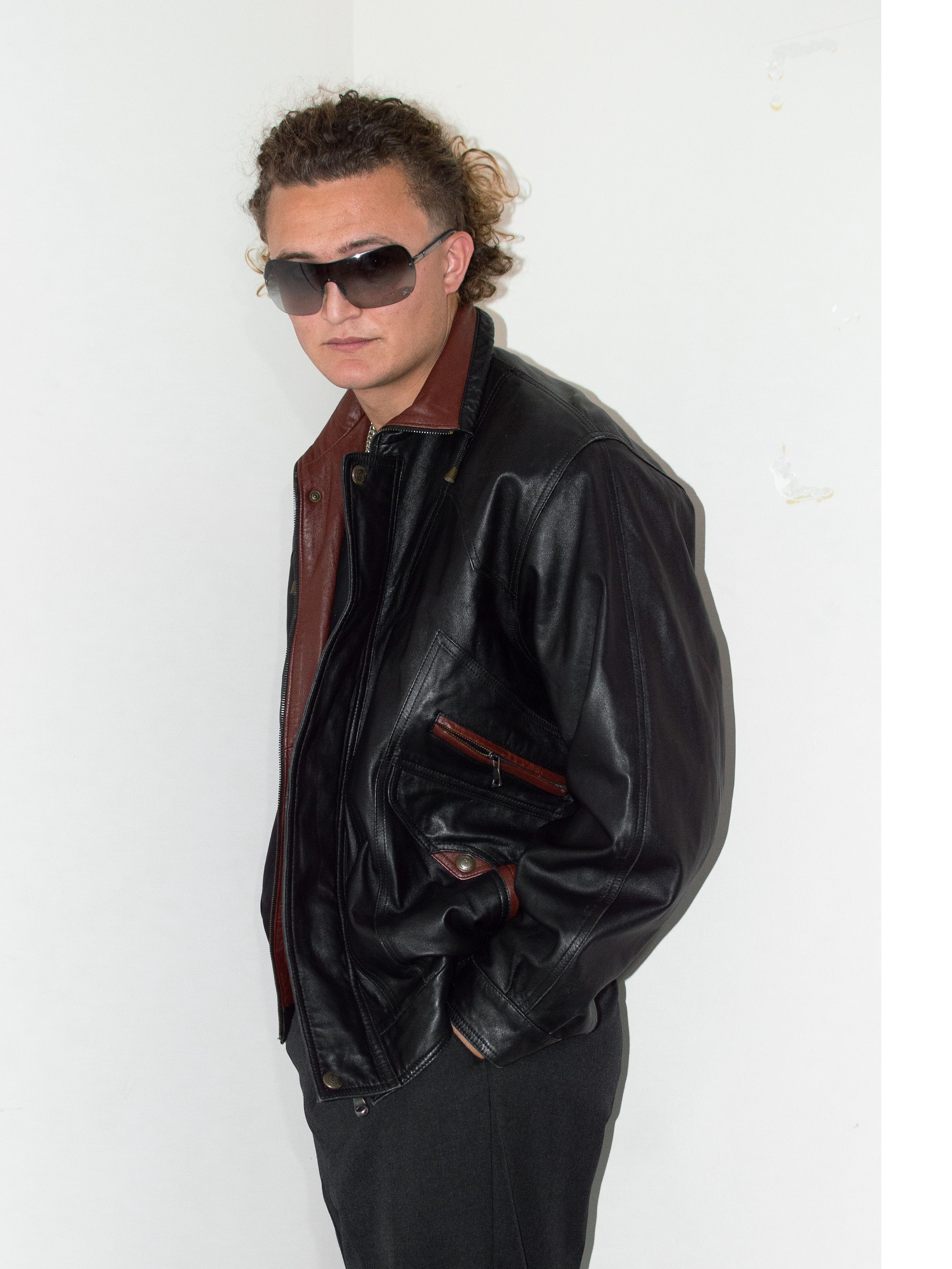 Designer × Vintage Vintage Black/Burgundy/Brown Reindeer leather bomber jacket Size US XL / EU 56 / 4 - 3 Thumbnail