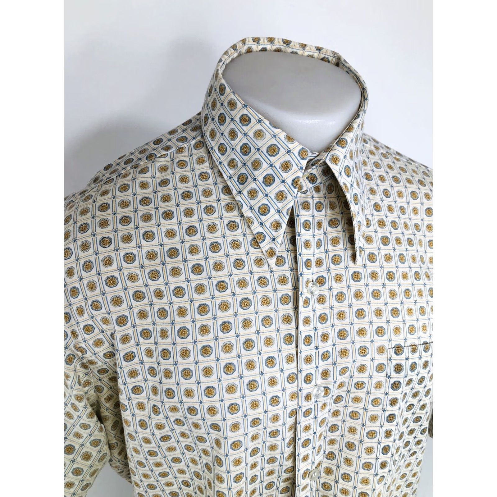 Sears Sears / Kings Road Shirt Geometric Paisley Disco Collar L Beiges Blues Oranges Short Sleeve Button-Up Mens Size US L / EU 52-54 / 3 - 2 Thumbnail