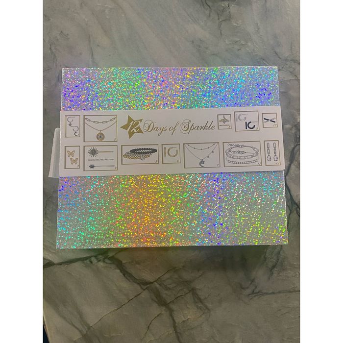 Macys 12 Pc Holo Advent Calendar 12 days of Sparkle Gift Set Grailed Macys 12 Pc Holo Advent Calendar 12 days of Sparkle Gift Set Grailed