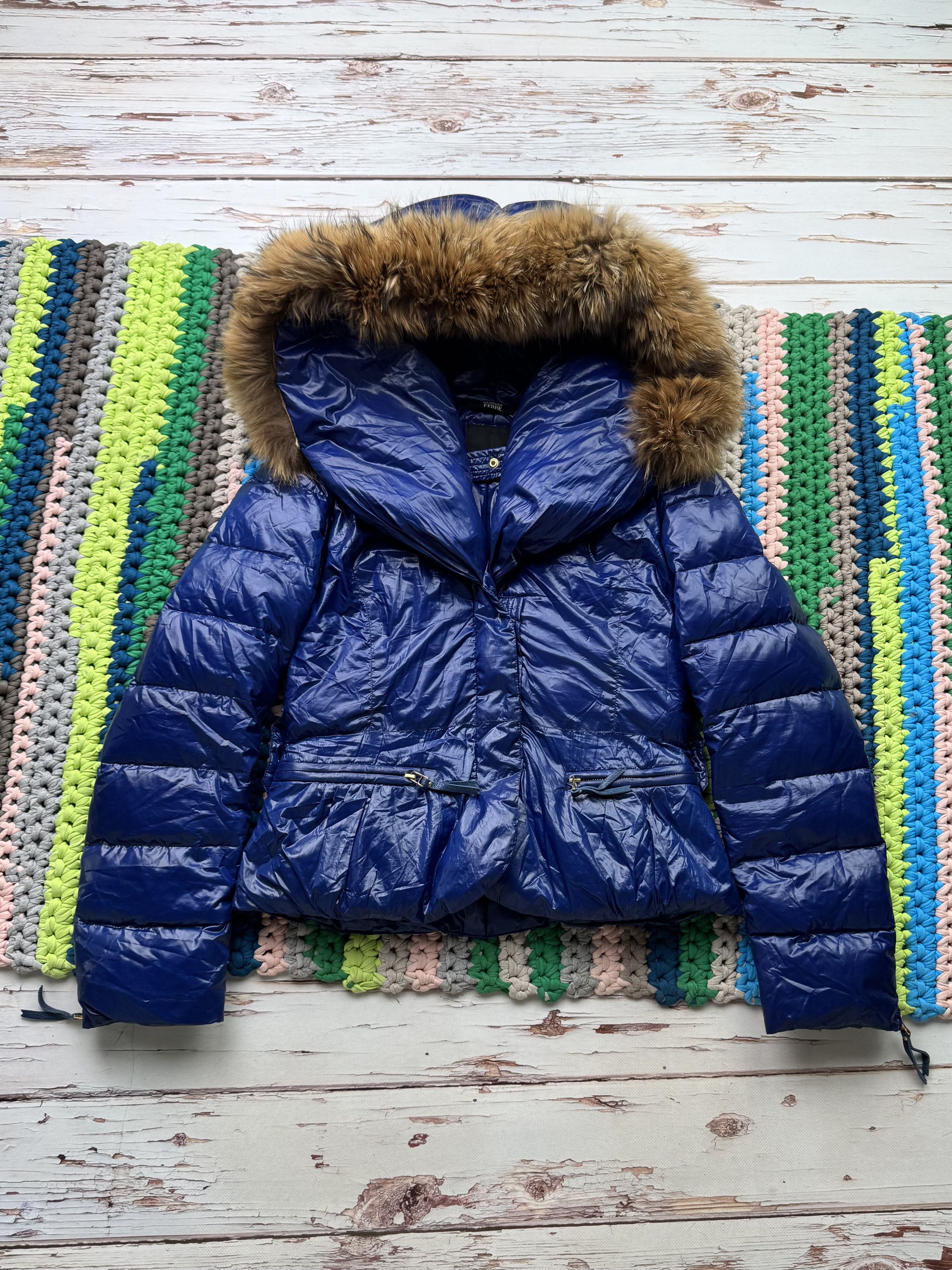 Gianfranco Ferre Gianfranco Ferre Vintage Cropped Jacket (V252)(D10) Size M / US 6-8 / IT 42-44 - 1 Thumbnail