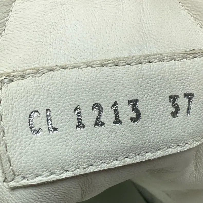 Louis Vuitton Louis Vuitton Archlight white powder presbyopia dark grain Size US 6.5 / IT 36.5 - 7 Thumbnail