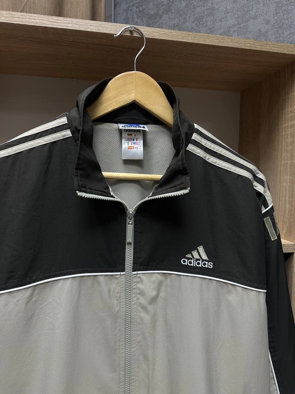 Adidas × Vintage Vintage Adidas Nylon Beige Full Zip Jacket Size US M / EU 48-50 / 2 - 8 Thumbnail