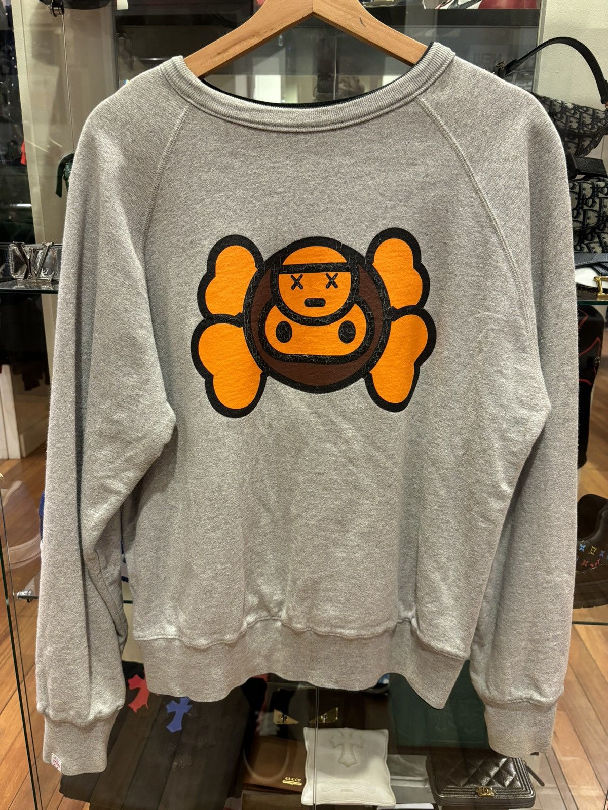 Bape Bape Kaws Reversible Crewneck Size US M / EU 48-50 / 2 - 2 Thumbnail