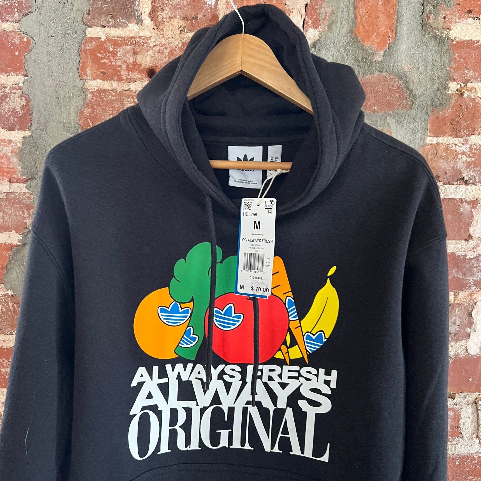 Adidas Adidas Original Men's Black Hoodie NWT M 22x27 NWT Size US M / EU 48-50 / 2 - 6 Thumbnail