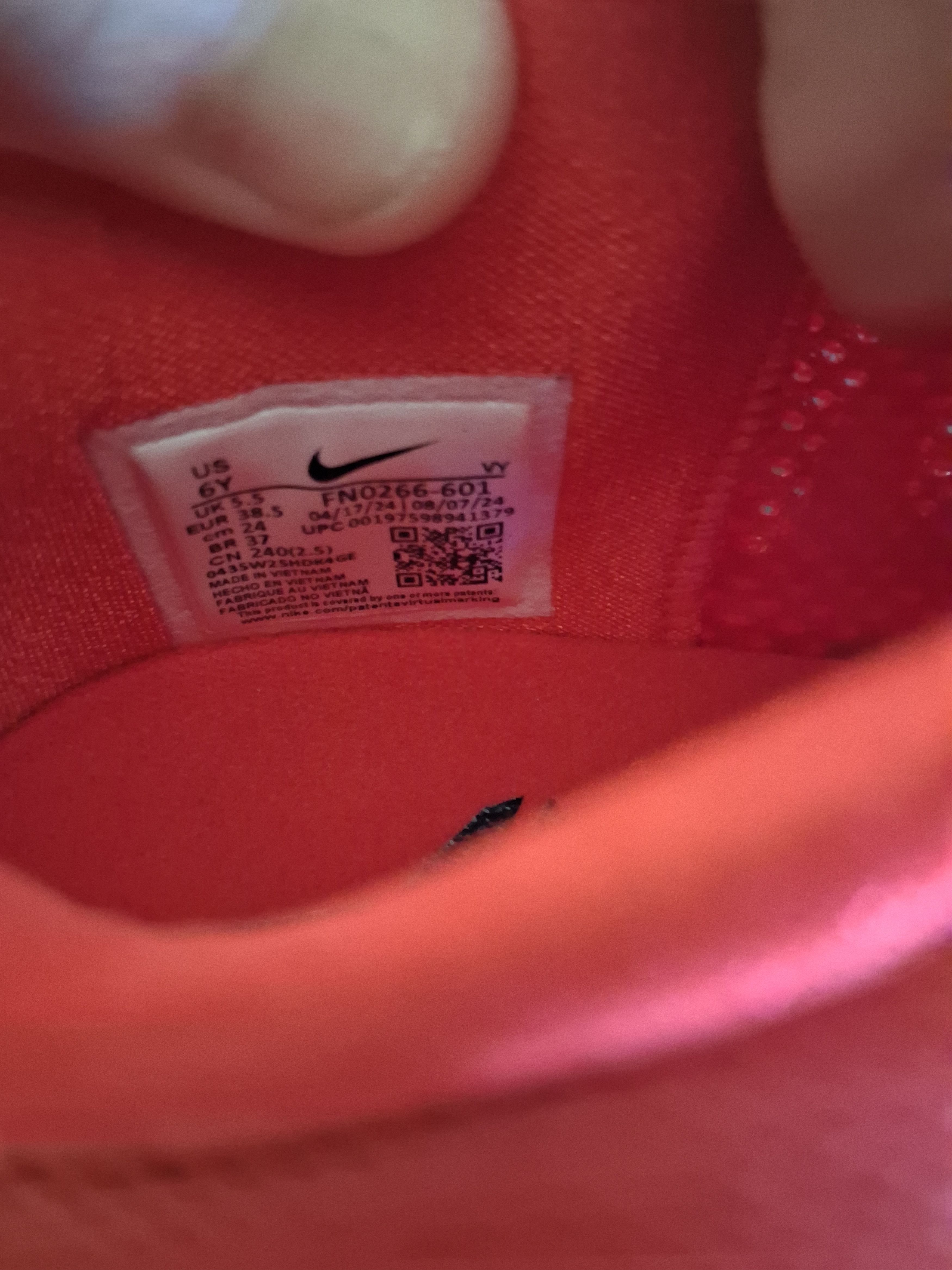 Nike Brand new Kobe 8 Size 6Y women's 7.5 Size US 6 / IT 36 - 11 Thumbnail