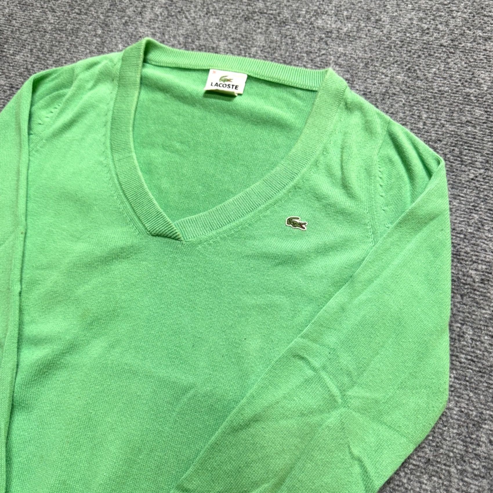 Vintage Lacoste Women's V Neck Sweater Pullover Size M Green Long Sleeve Cotton Pullover, Distressing/Fade (Pre-owned) Green Womens M Size M / US 6-8 / IT 42-44 - 2 Thumbnail