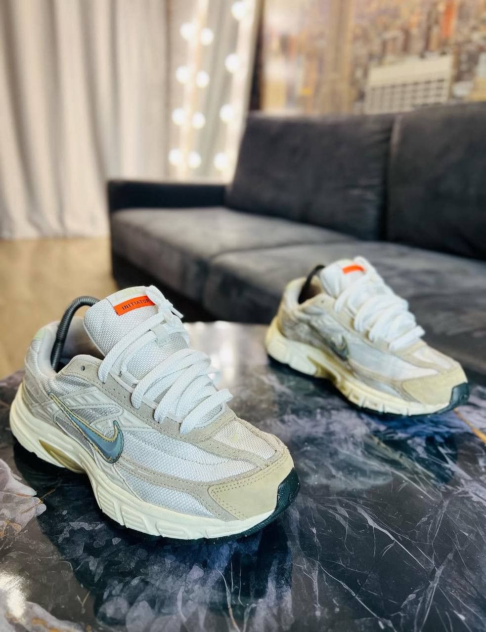 Nike nike iniator Size US 9 / EU 42 - 2 Thumbnail