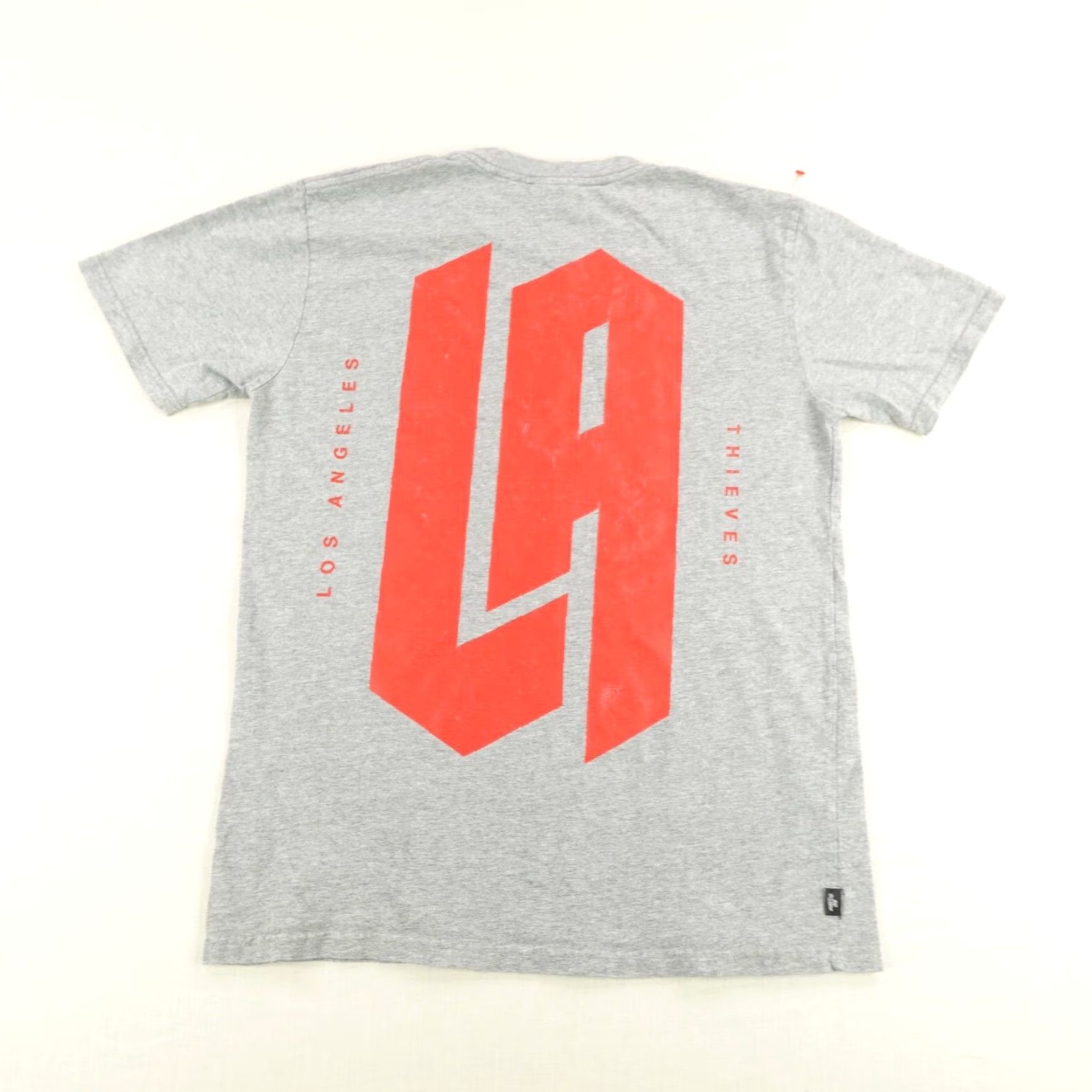100 Thieves 100 Thieves Shirt Mens M Gray Red LA Streetwear Crewneck Short Sleeve T-Shirt California Skater Size US M / EU 48-50 / 2 - 4 Thumbnail