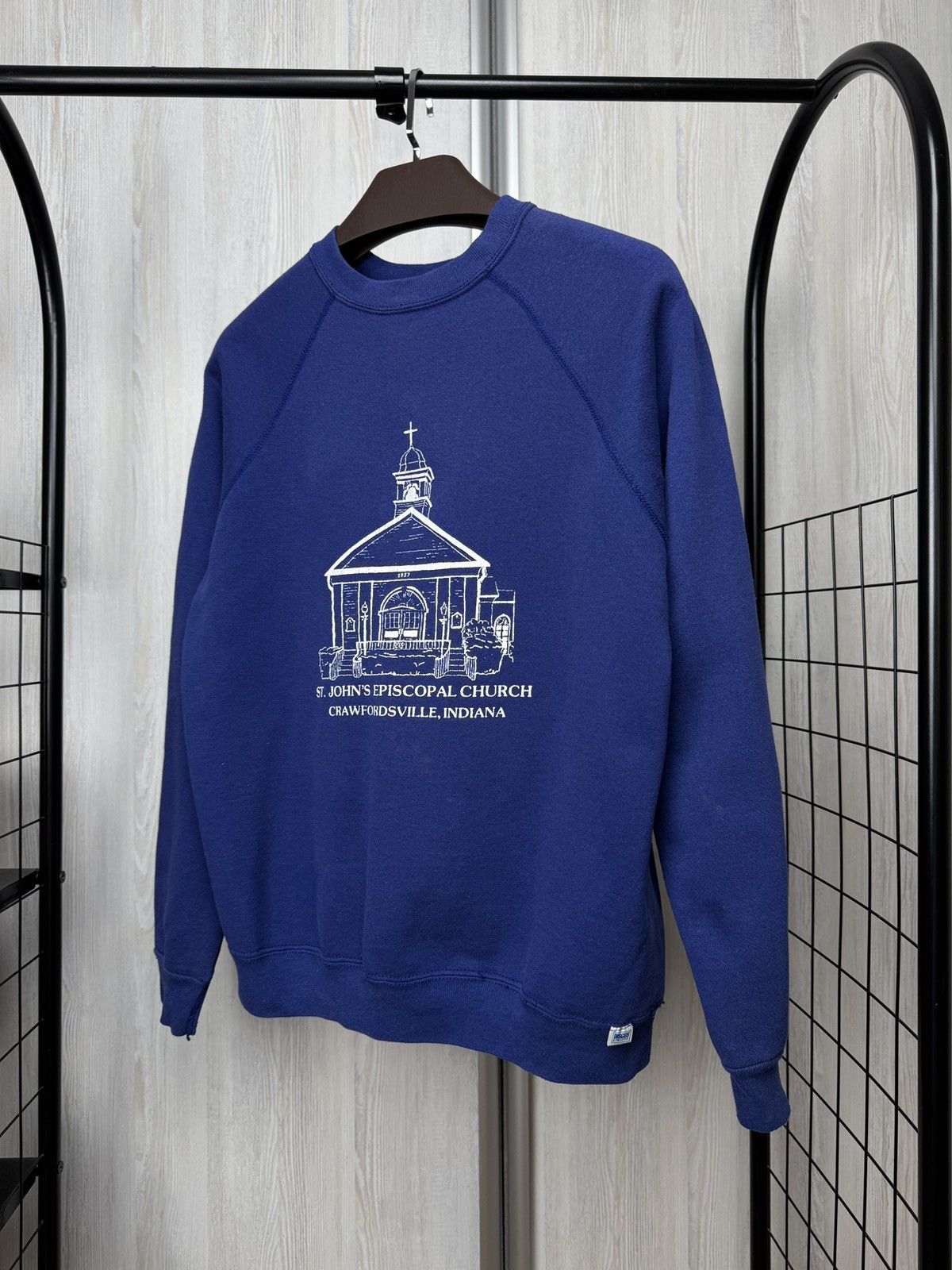 Vintage Discus Athletic St. John’s Church made in USA sweatshirt Size US L / EU 52-54 / 3 - 3 Thumbnail