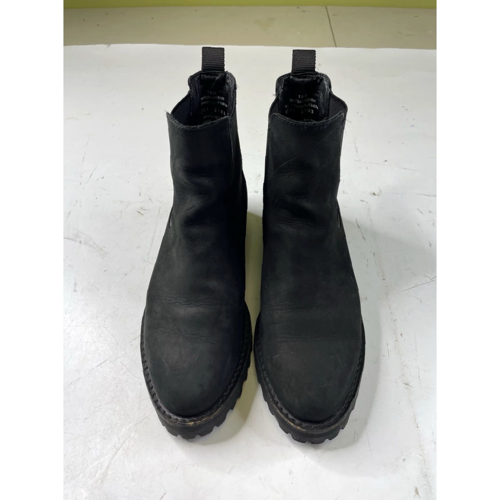 Thursday Boot Company Thursday Boot Company Boots | Chelsea Boot Women 7.5 US Black Leather Ankle Pull On Cushioned Water Resistant Block Heel Size US 8 / IT 38 - 2 Thumbnail