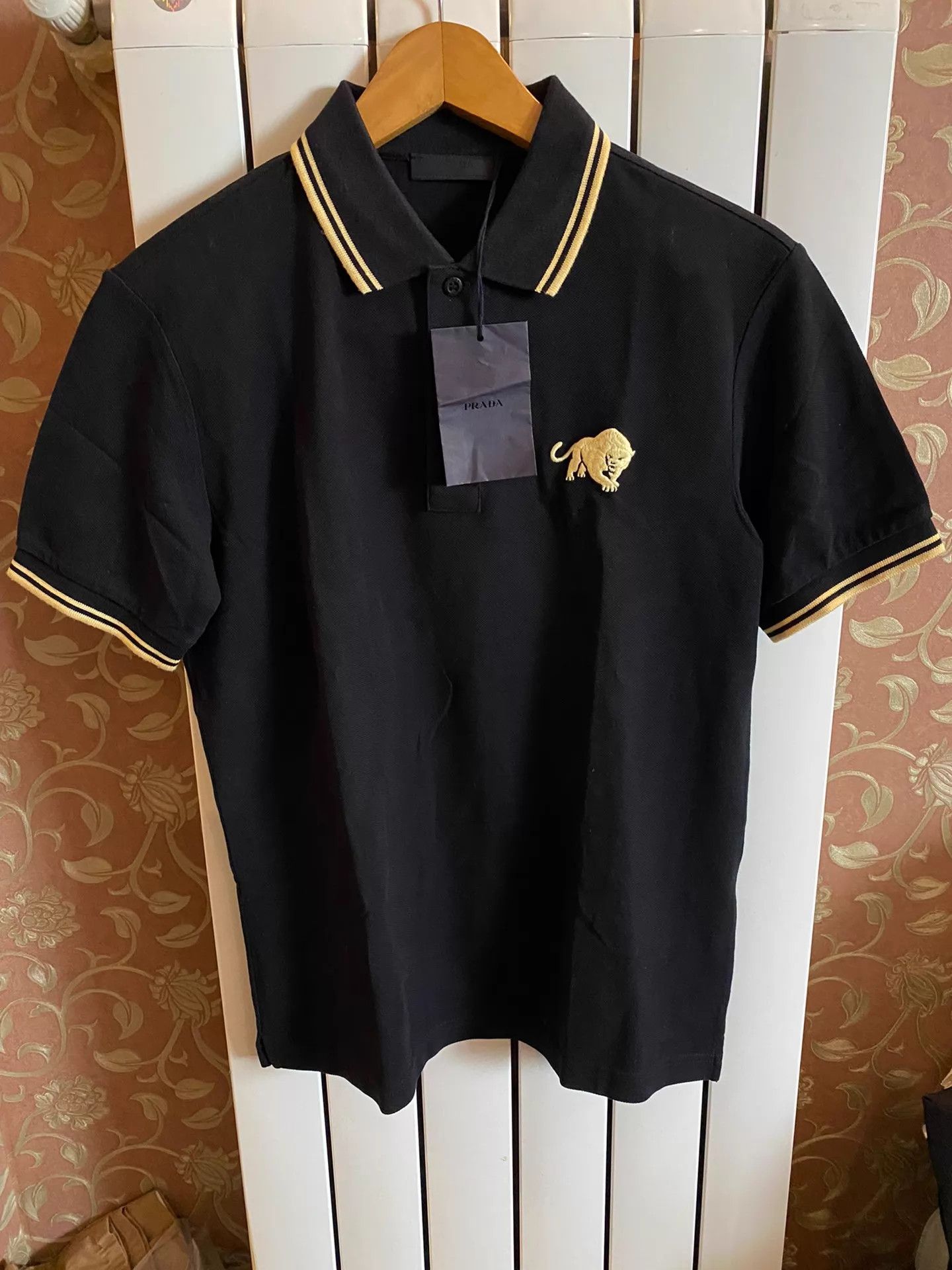 Prada PRADA Embroidered Jaguar Short Sleeve Polo Shirt S Size US S / EU 44-46 / 1 - 1 Thumbnail