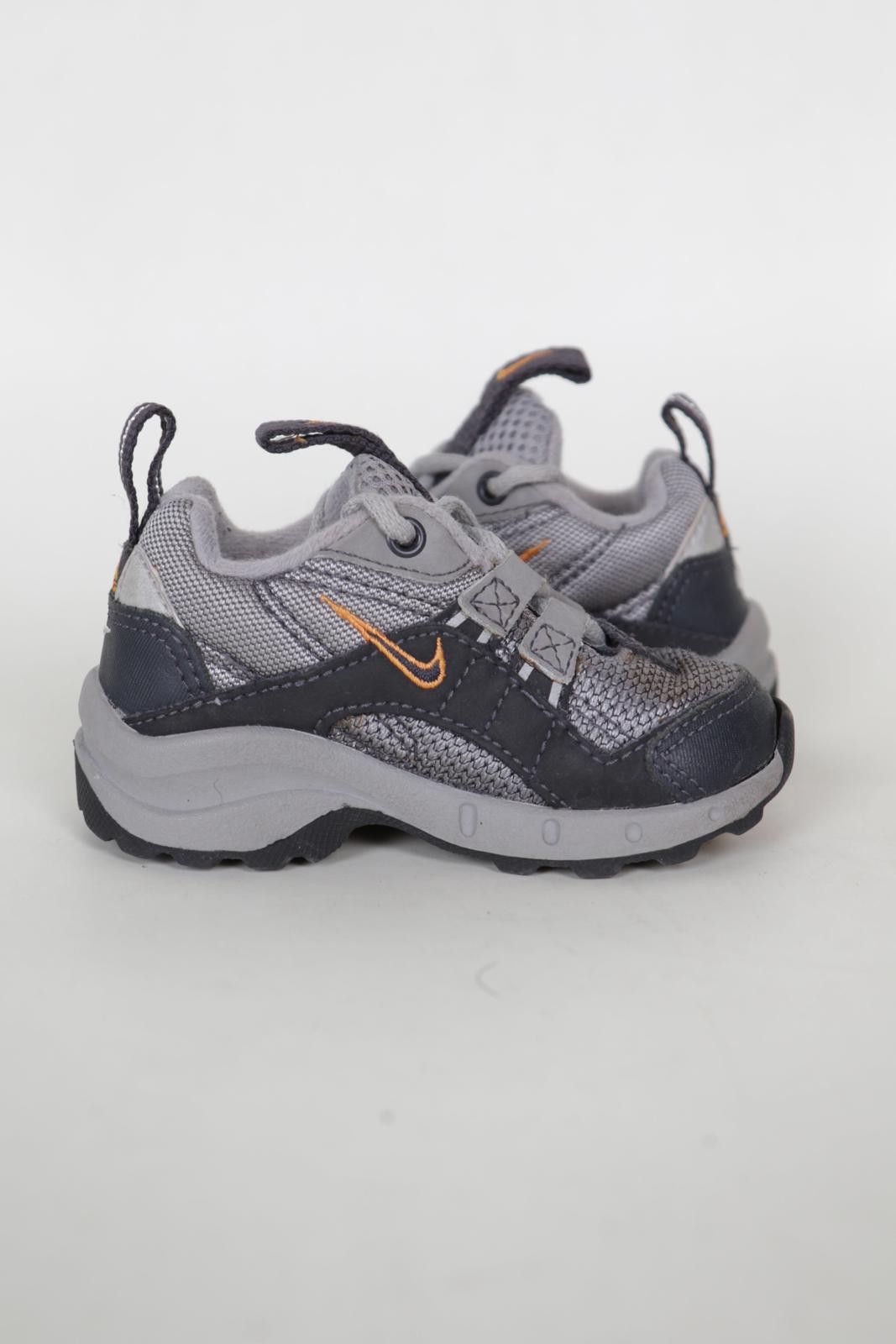 Nike 00's Nike ACG Grey Trail Shoe Size US 5 / EU 37 - 4 Thumbnail