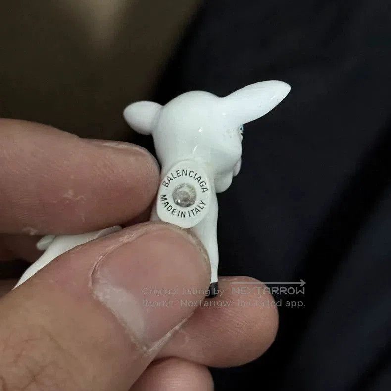 Balenciaga Balenciaga White Happy Lamb Single Earring. Size ONE SIZE - 3 Thumbnail