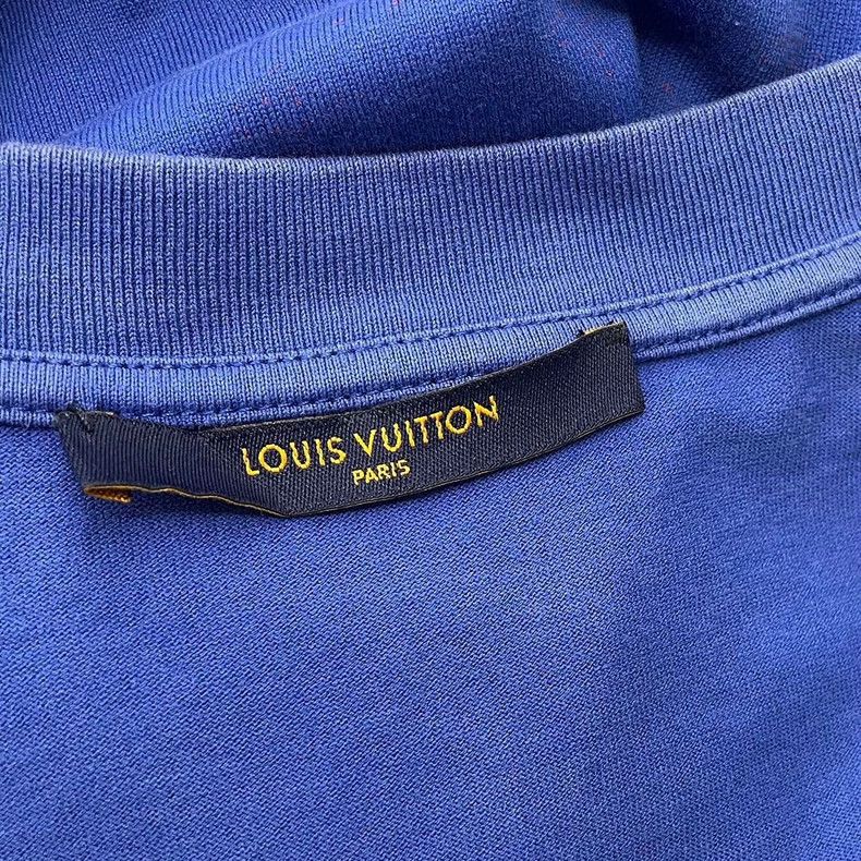 Louis Vuitton Louis Vuitton Blue gradient short sleeve Size US M / EU 48-50 / 2 - 6 Thumbnail