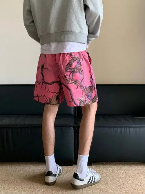 VIBE Lightning Camo Pink Swim Shorts Size US 32 / EU 48 - 2 Thumbnail