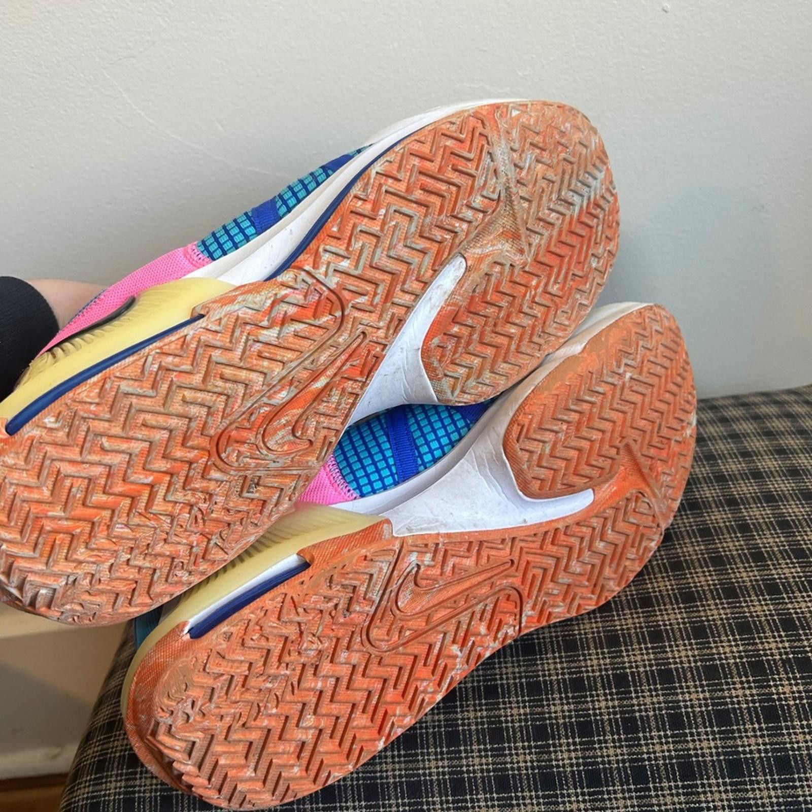Nike Nike LeBron 6 Men Basketball Shoes Blue Pink Size 11.5 Size US 11.5 / EU 44-45 - 7 Thumbnail