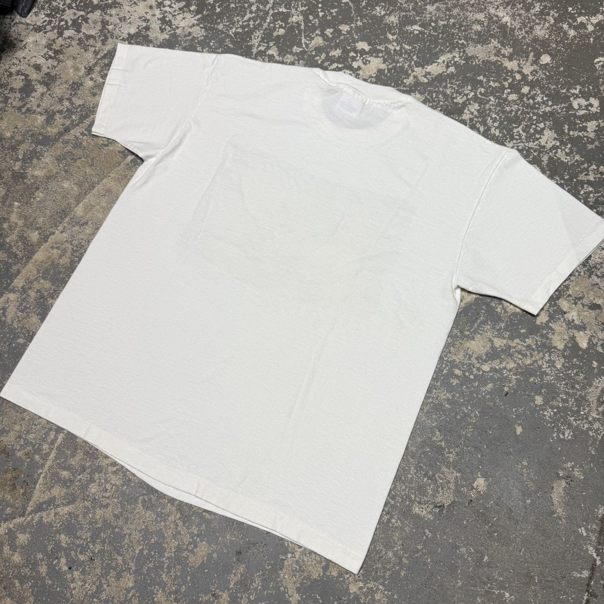 Vintage Vintage The Living Forest Nature Forest Tshirt Size US XL / EU 56 / 4 - 8 Thumbnail
