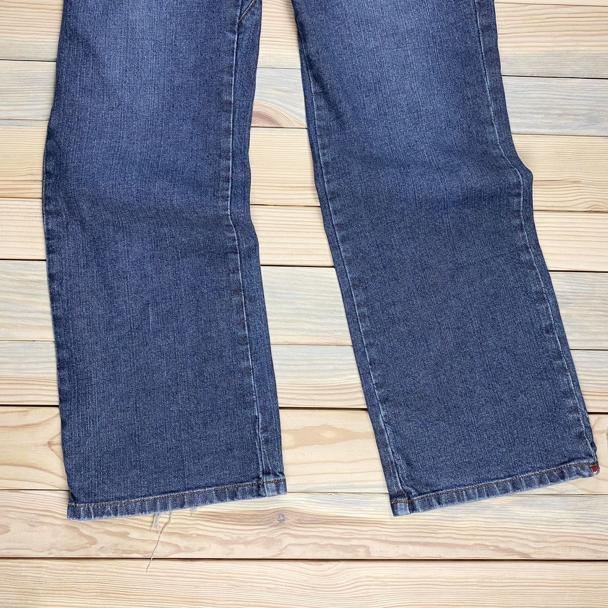 DC DC Aidan II Denim Jeans Big Logo printed on Back Size US 35 - 8 Thumbnail