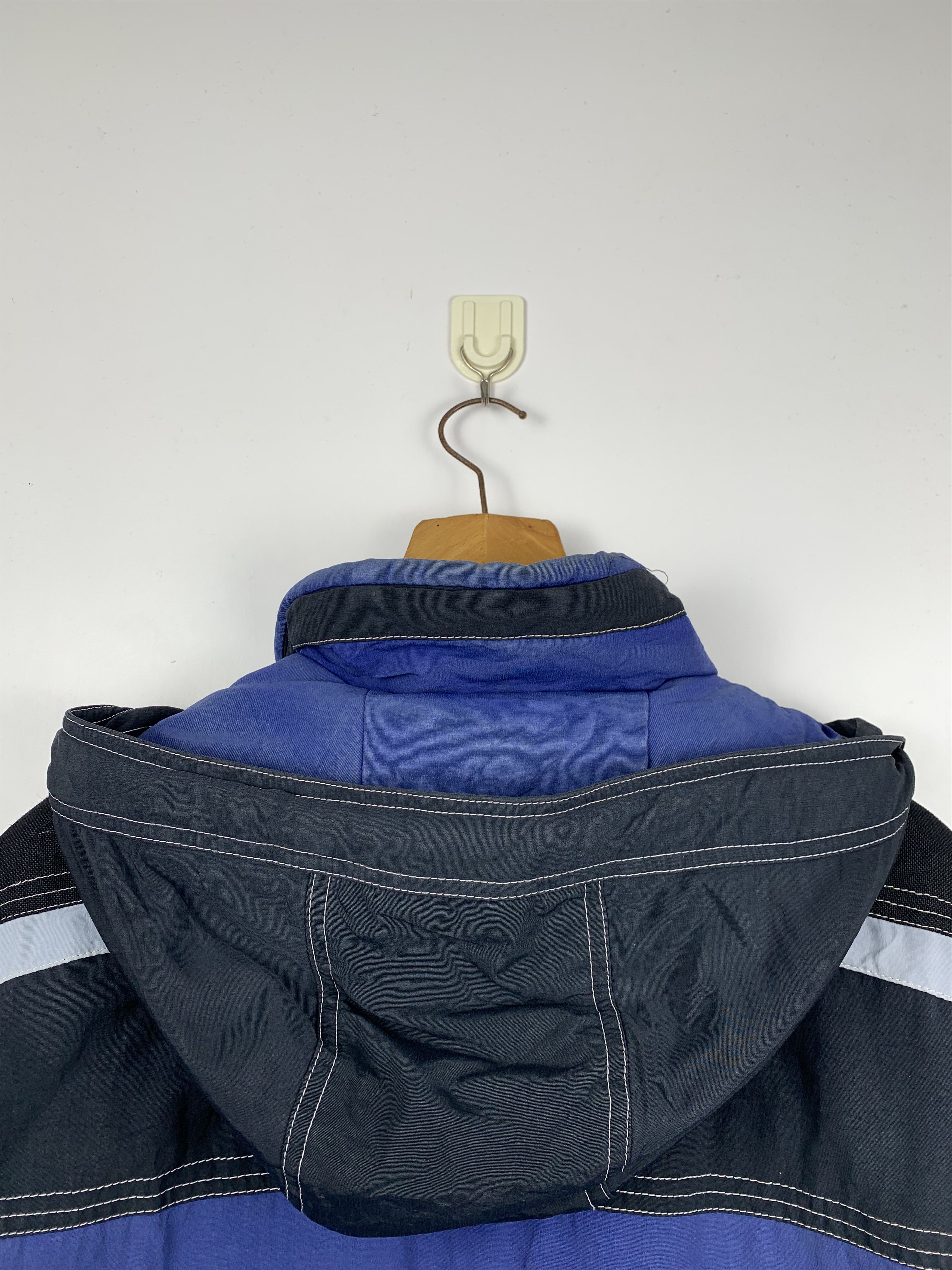 Vintage Vintage 90s Japanese Brand Hoodie Ski Jacket J1120 Size US L / EU 52-54 / 3 - 16 Thumbnail