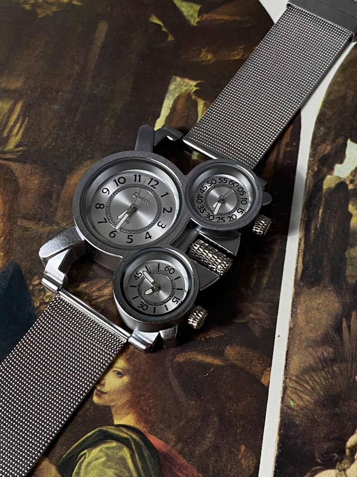 Japanese Brand Oulm HP1167 Triple Time Zone Steampunk Watch Silver Size ONE SIZE - 6 Thumbnail