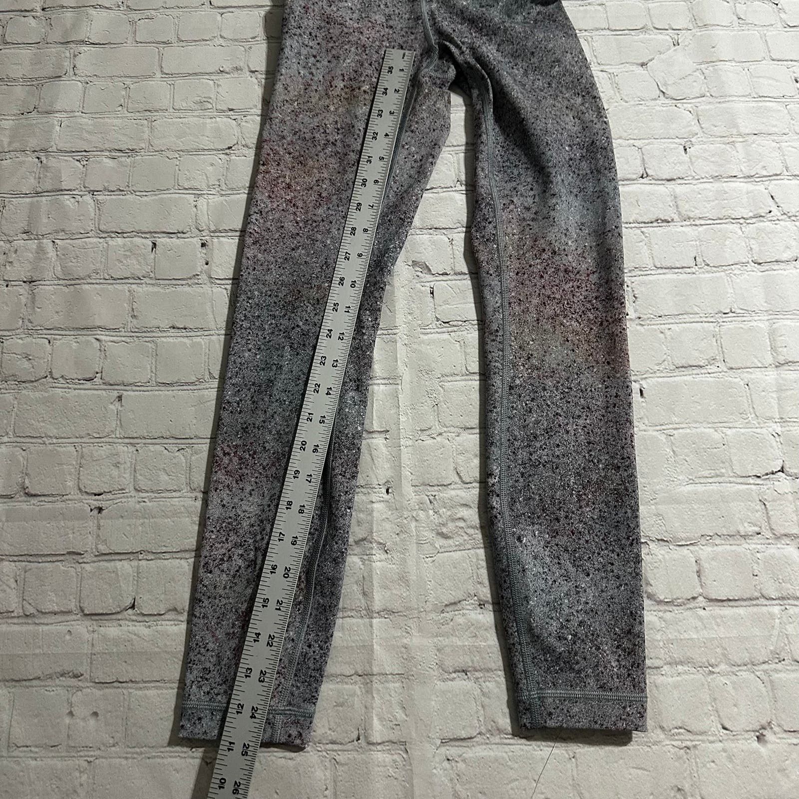 Lululemon lululemon leggings size 2 Size 26" / US 2 / IT 38 - 8 Thumbnail