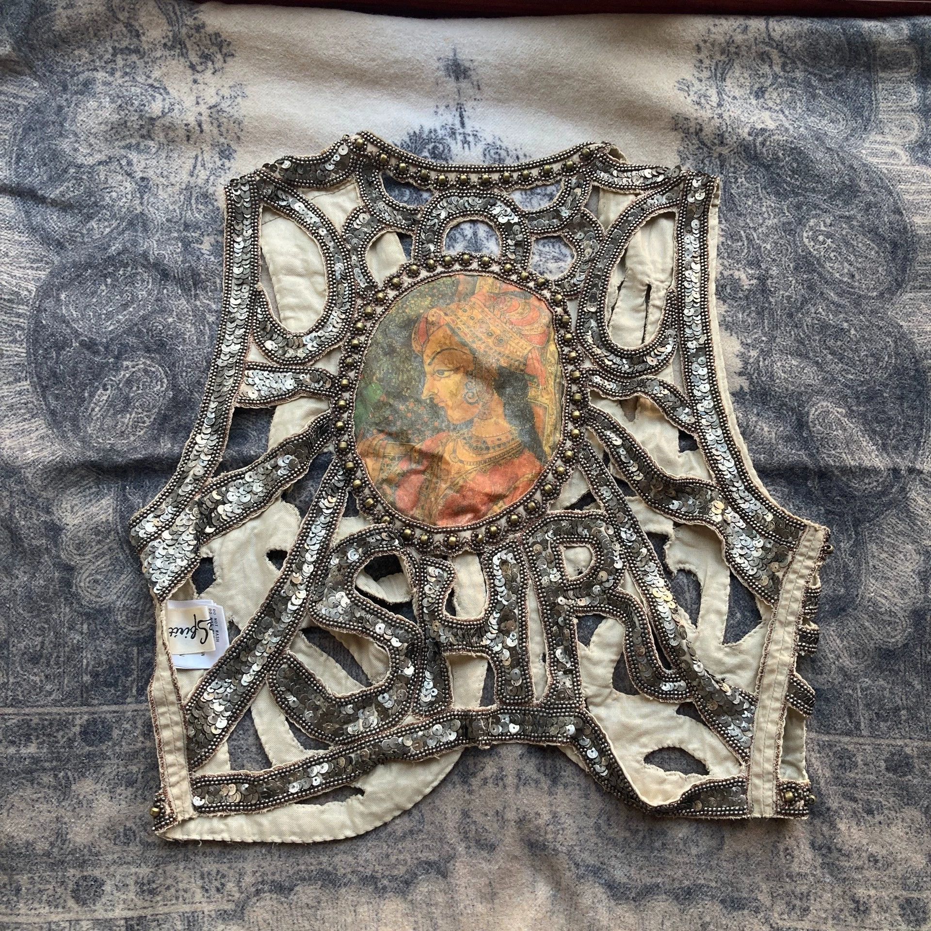 Share Spirit Homme Share Spirit early release vest in stock Size S / US 4 / IT 40 - 2 Thumbnail